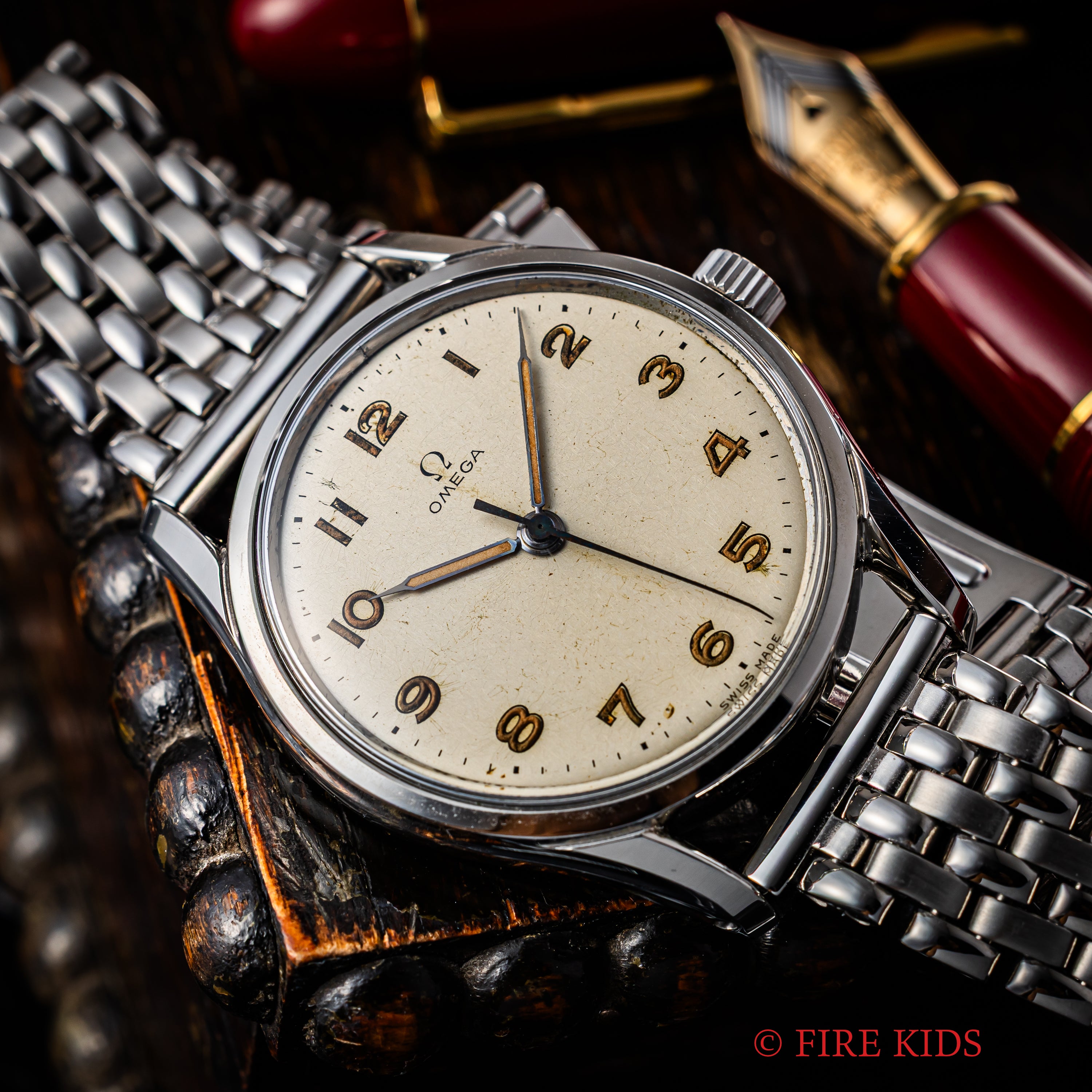 オメガ 30mmキャリバー 1952年製 Ref.2640-8 SC 手巻き Cal.283 全アラビアダイヤル