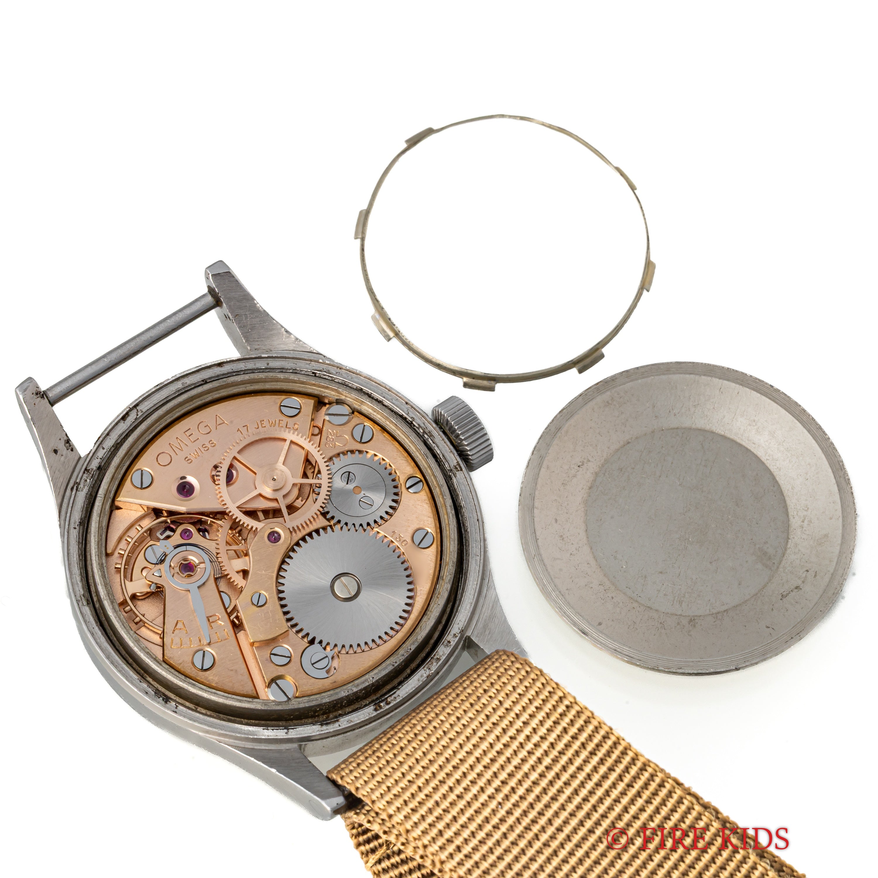 オメガ 1953年製 イギリス空軍 パイロットウオッチ Ref.2777‐1SC Cal.283手巻 ファットアロー