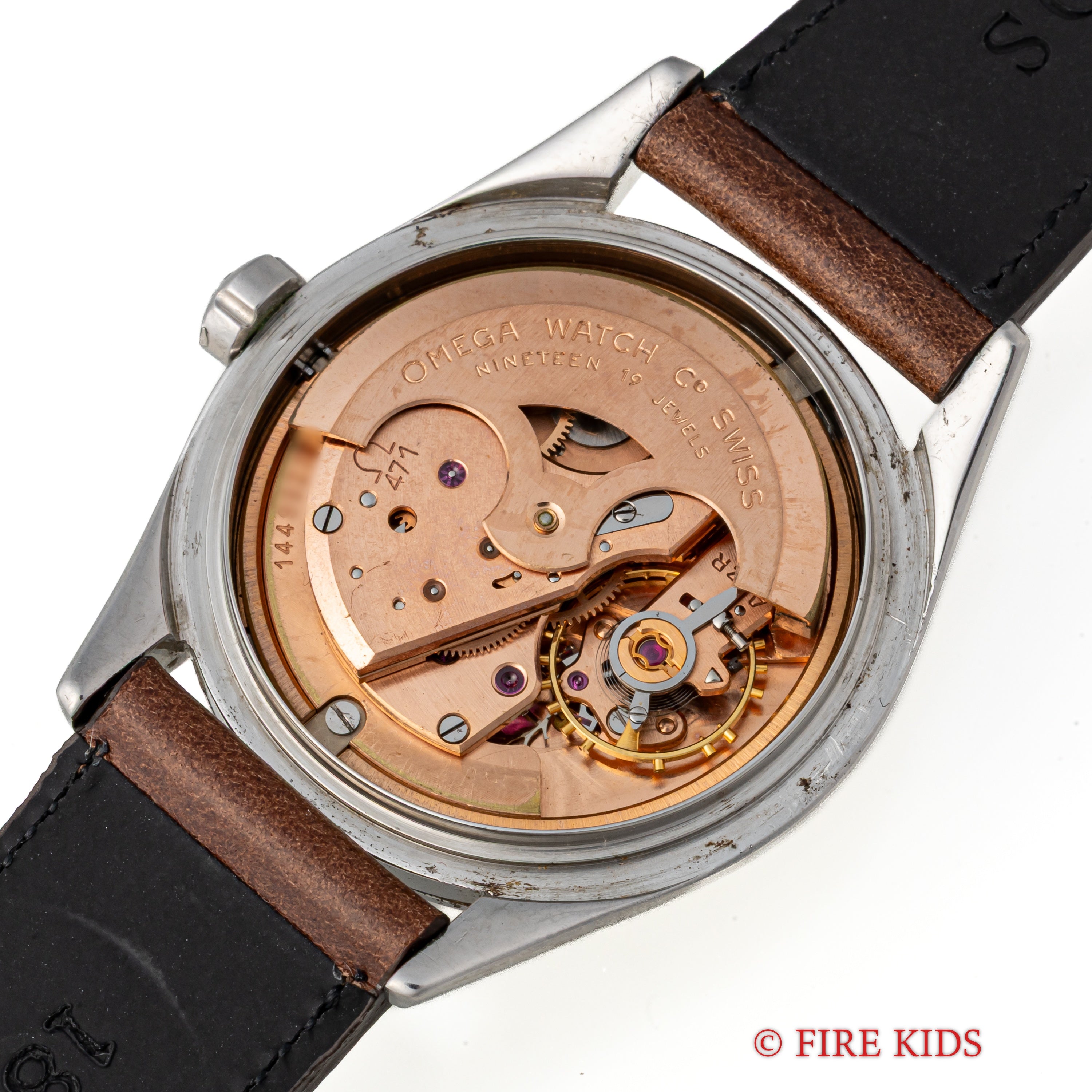 オメガ ラウンドケース ギョウシェダイヤル 1954年製 全回転自動巻 Cal.471