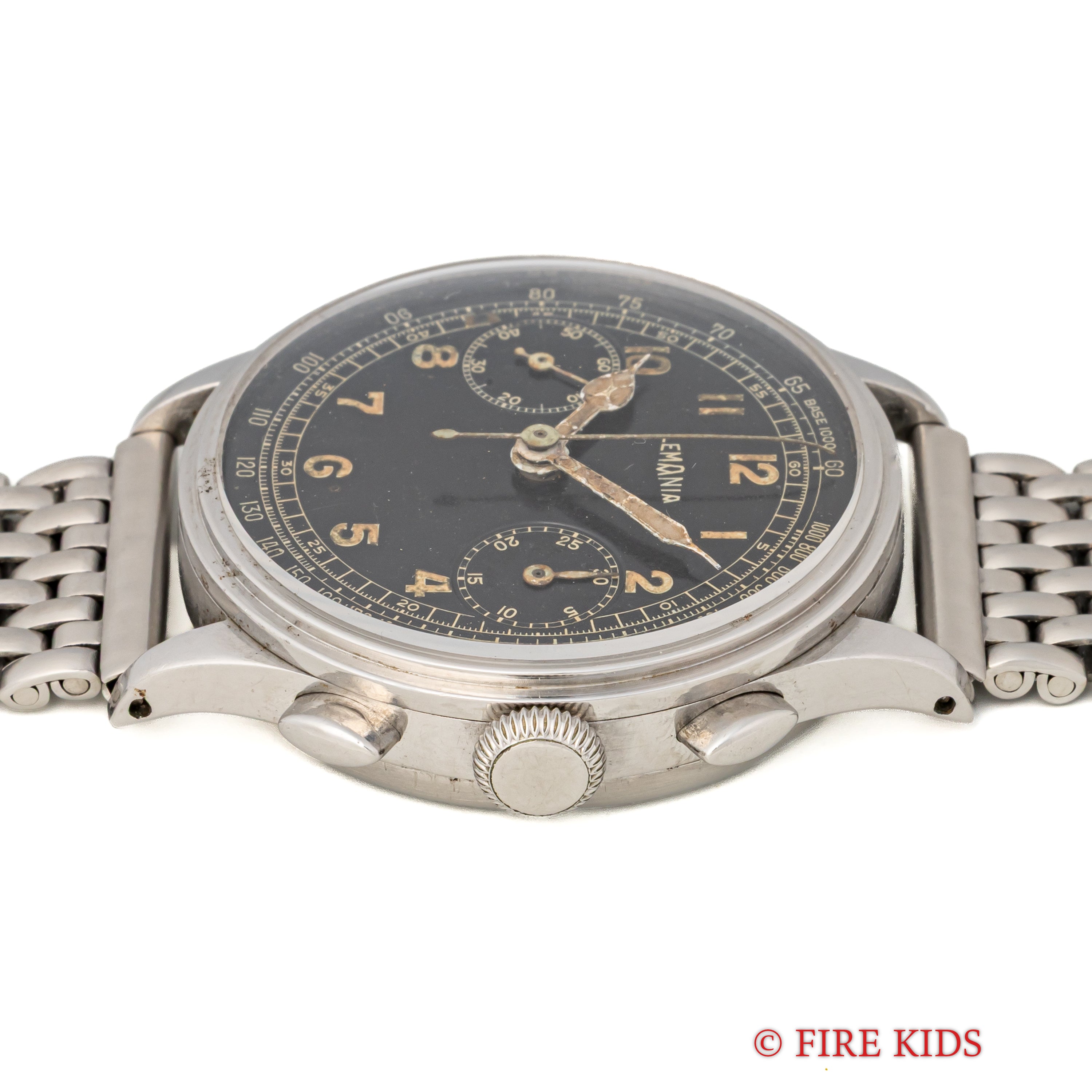 レマニア 37㎜ビッグケース 2レジスター クロノグラフ 1940年代製 手巻き Cal.15TL ステップベゼル