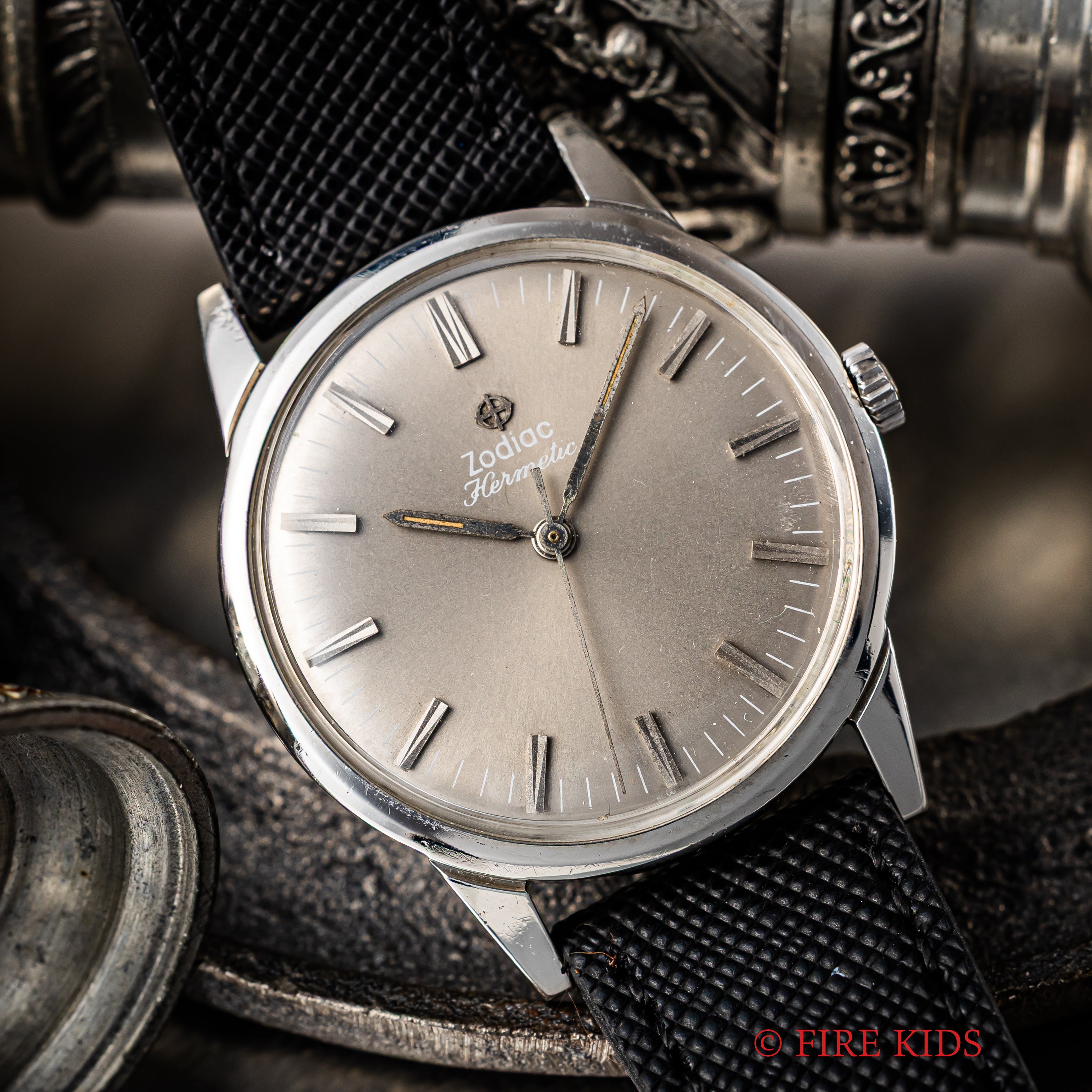 ゾディアックハーメティック ラウンドケース1960年代製