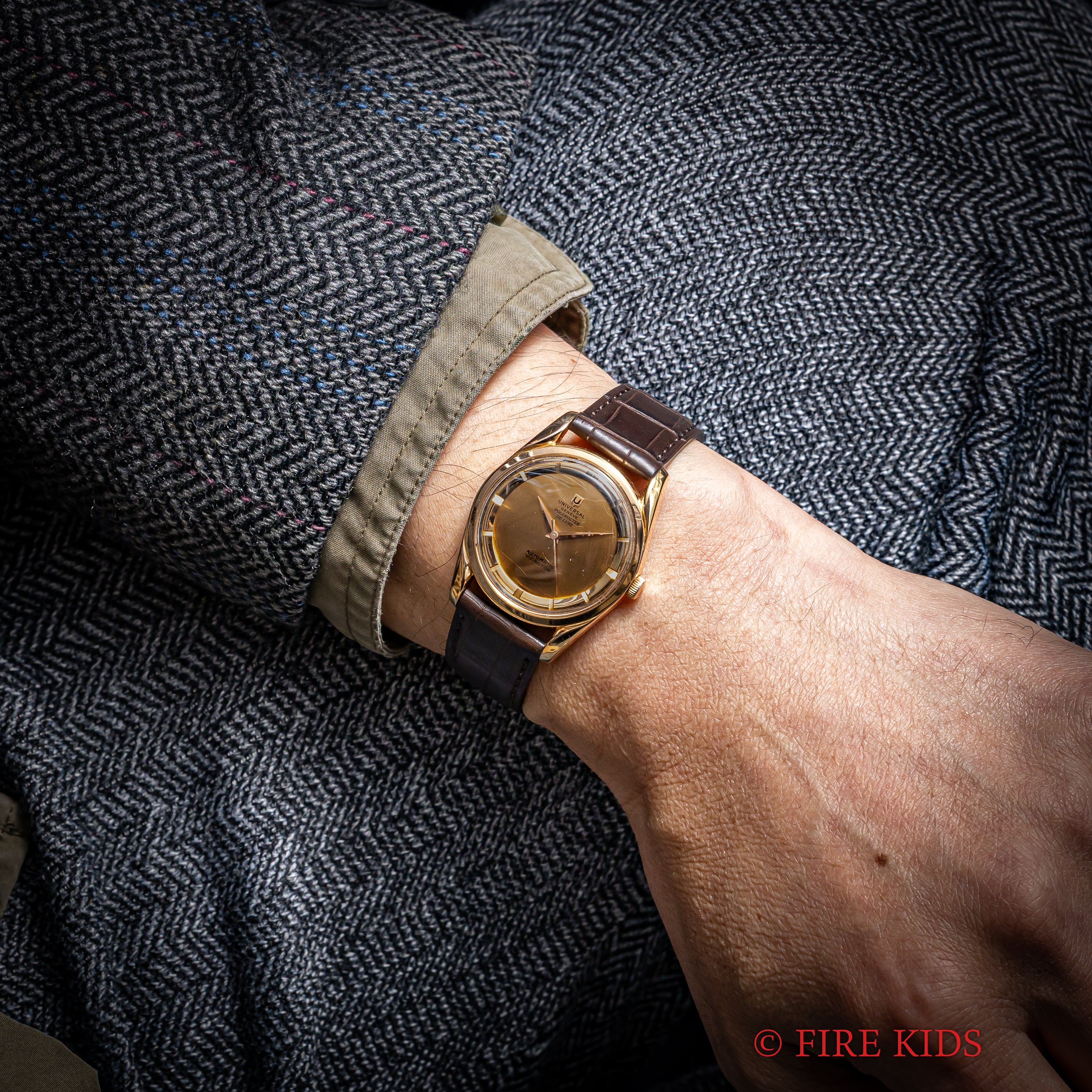 ユニバーサル・ジュネーブ 18金無垢PG ポールルーター デラックス 1957年製 自動巻 Cal.215 ジェラルド・ジェンタデザイン