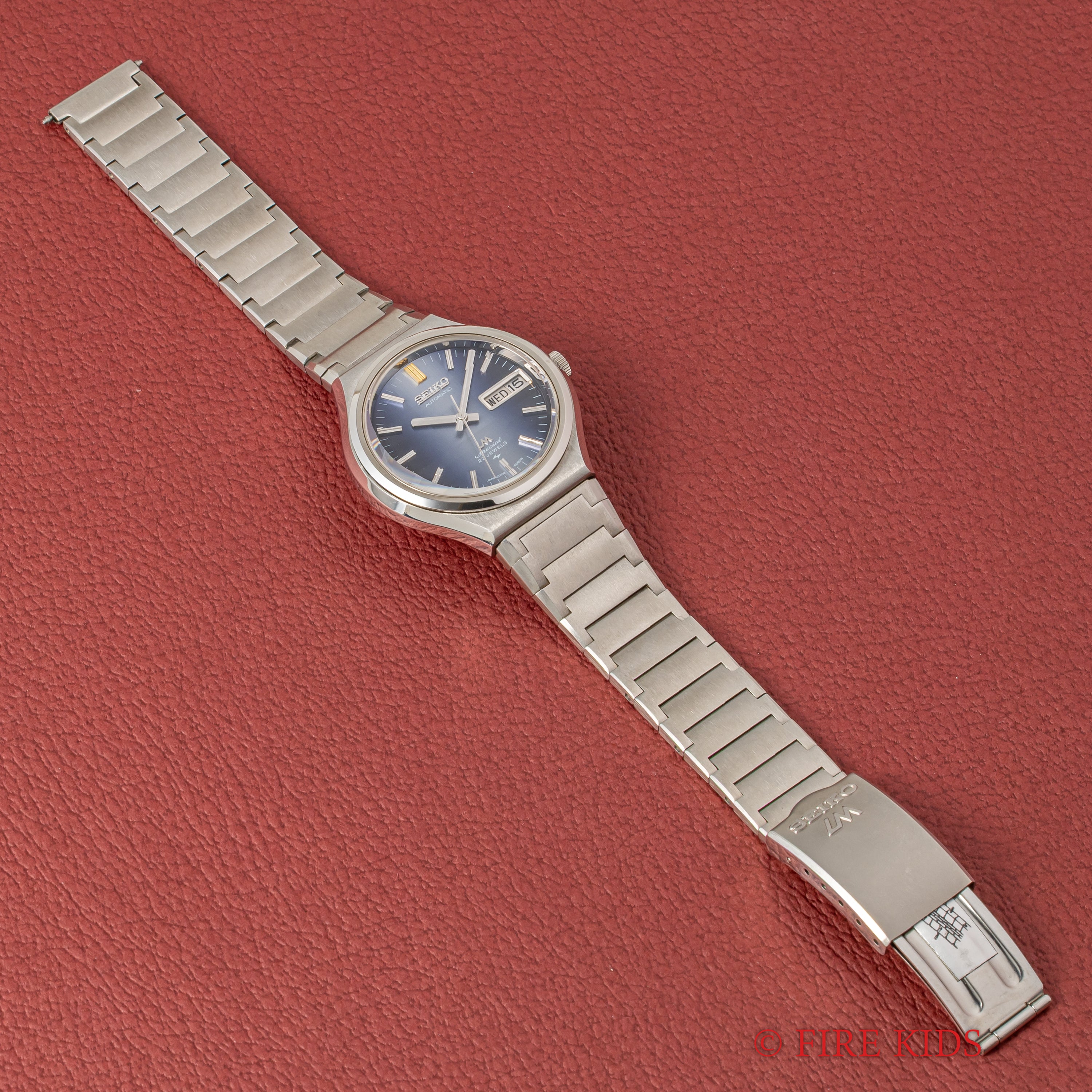 セイコー LMスペシャル 1973年製 Ref.5206-6090 ブルーツートンダイヤル 9面カットガラス 純正ブレス N.O.S