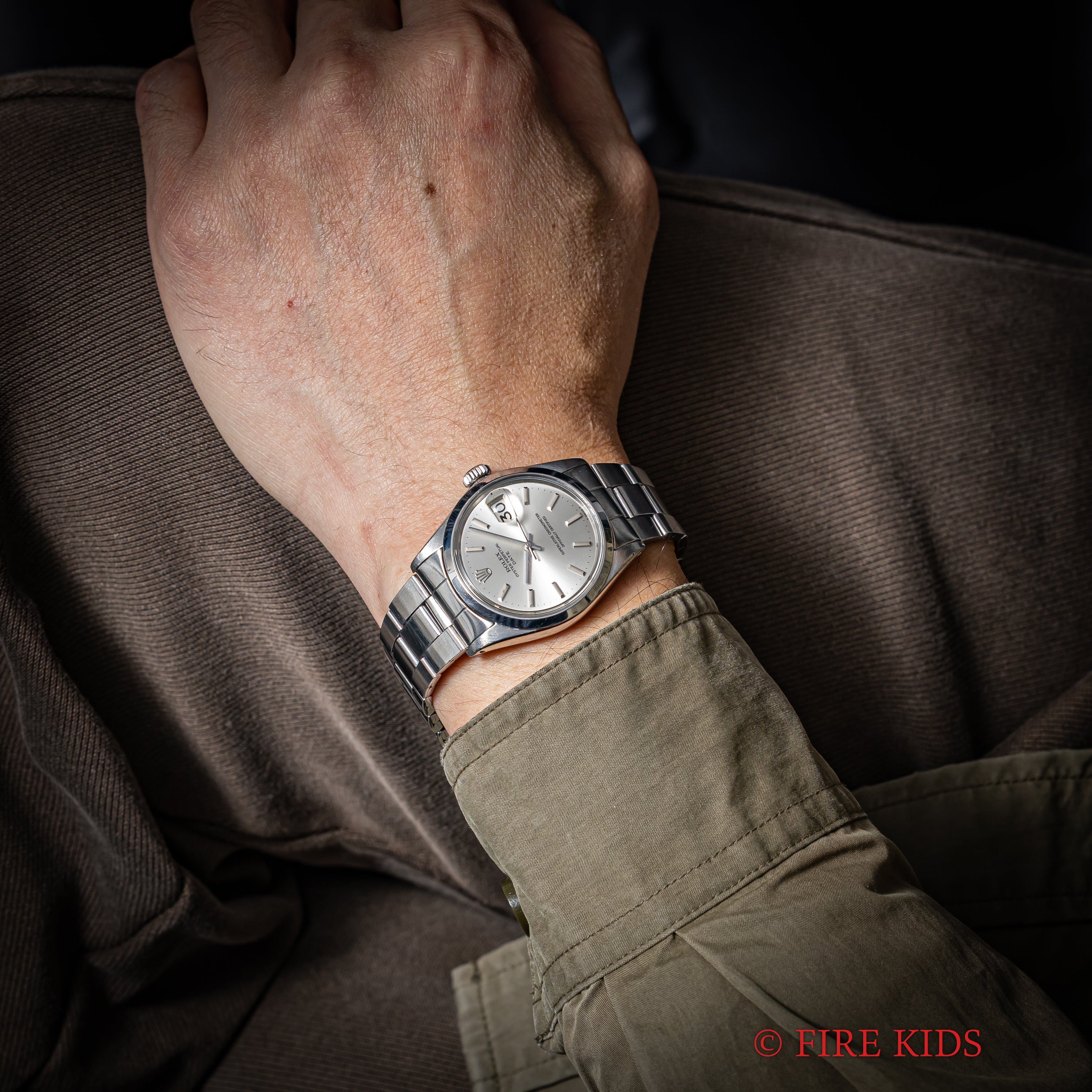 ロレックス 1970年製 オイスターパーペチュアルデイト Ref.1500 シルバーダイヤル 夜光無し