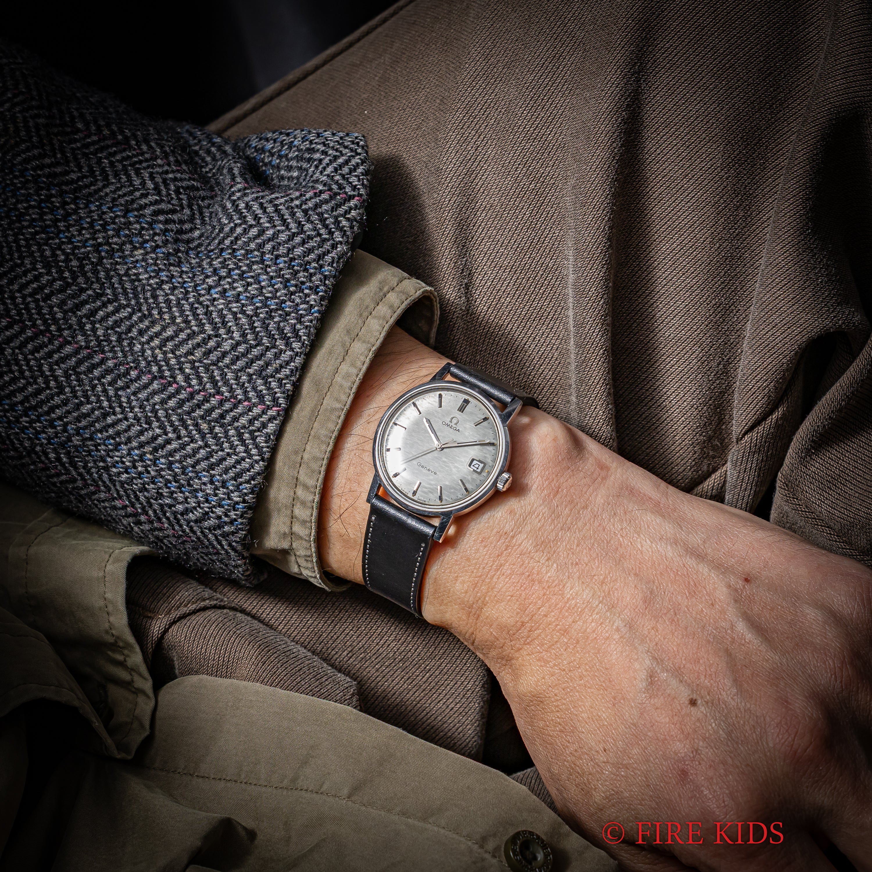 オメガ ジュネーブ 1970年製 変わり文字盤 手巻き Cal.613