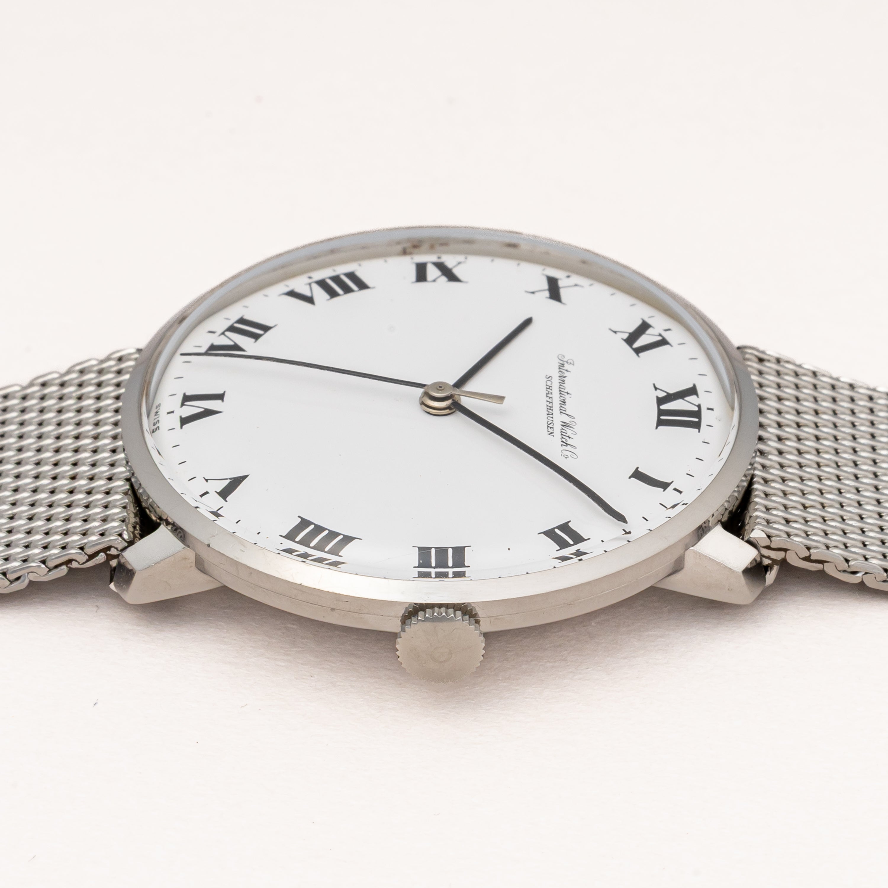 IWC ラウンドケース 1969年製 手巻き Cal.402 ホワイトローマンダイヤル