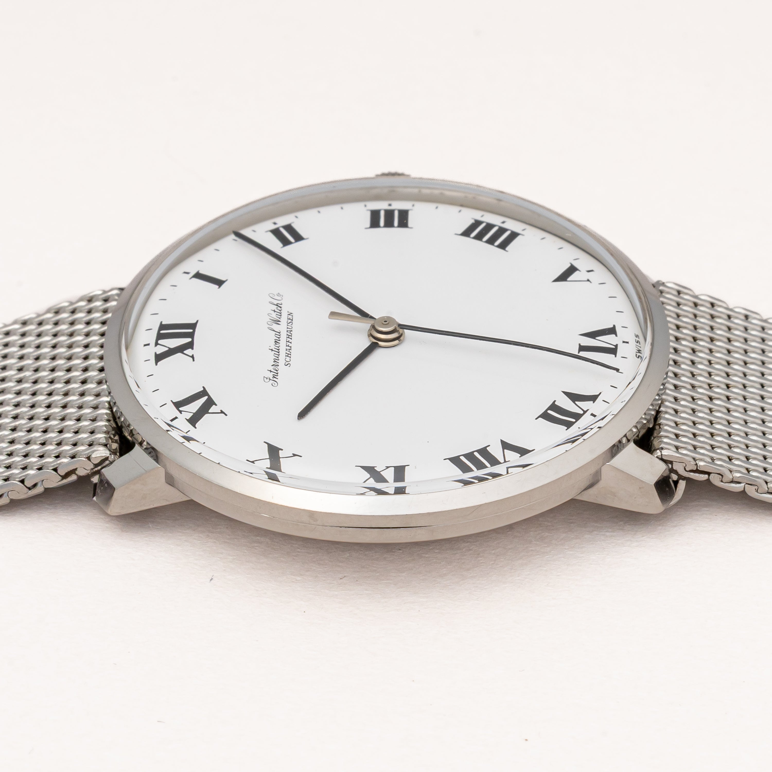 IWC ラウンドケース 1969年製 手巻き Cal.402 ホワイトローマンダイヤル