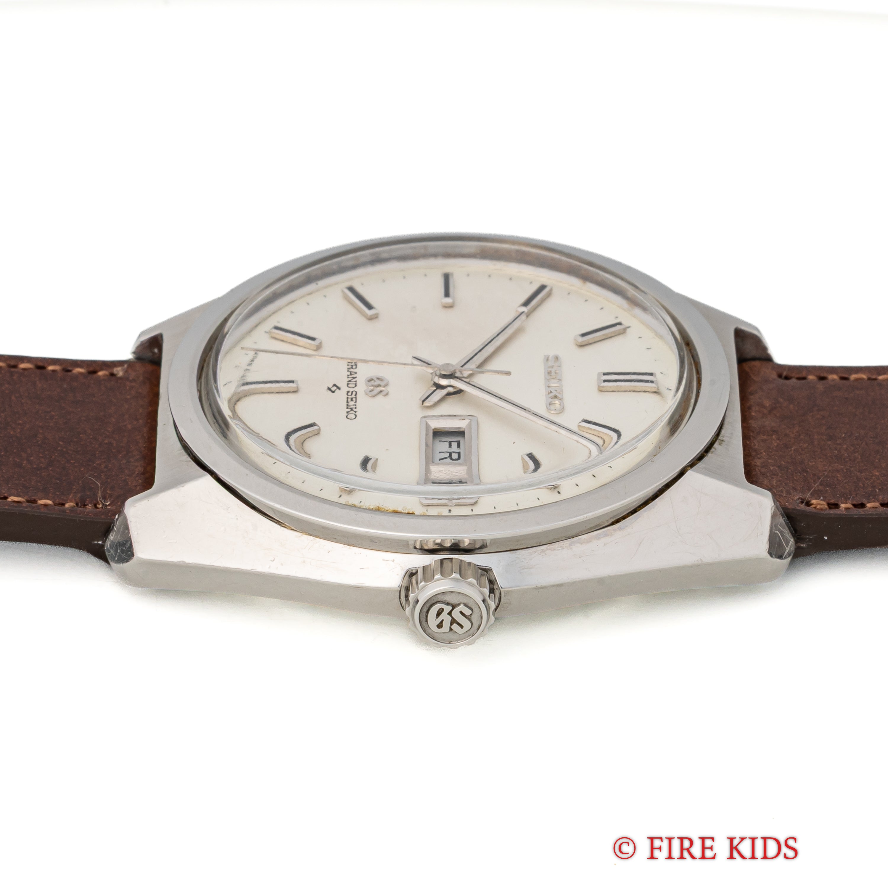 グランドセイコー 1967年製 デイデイト Ref.6146-8000 10振動自動巻 61GS初期型