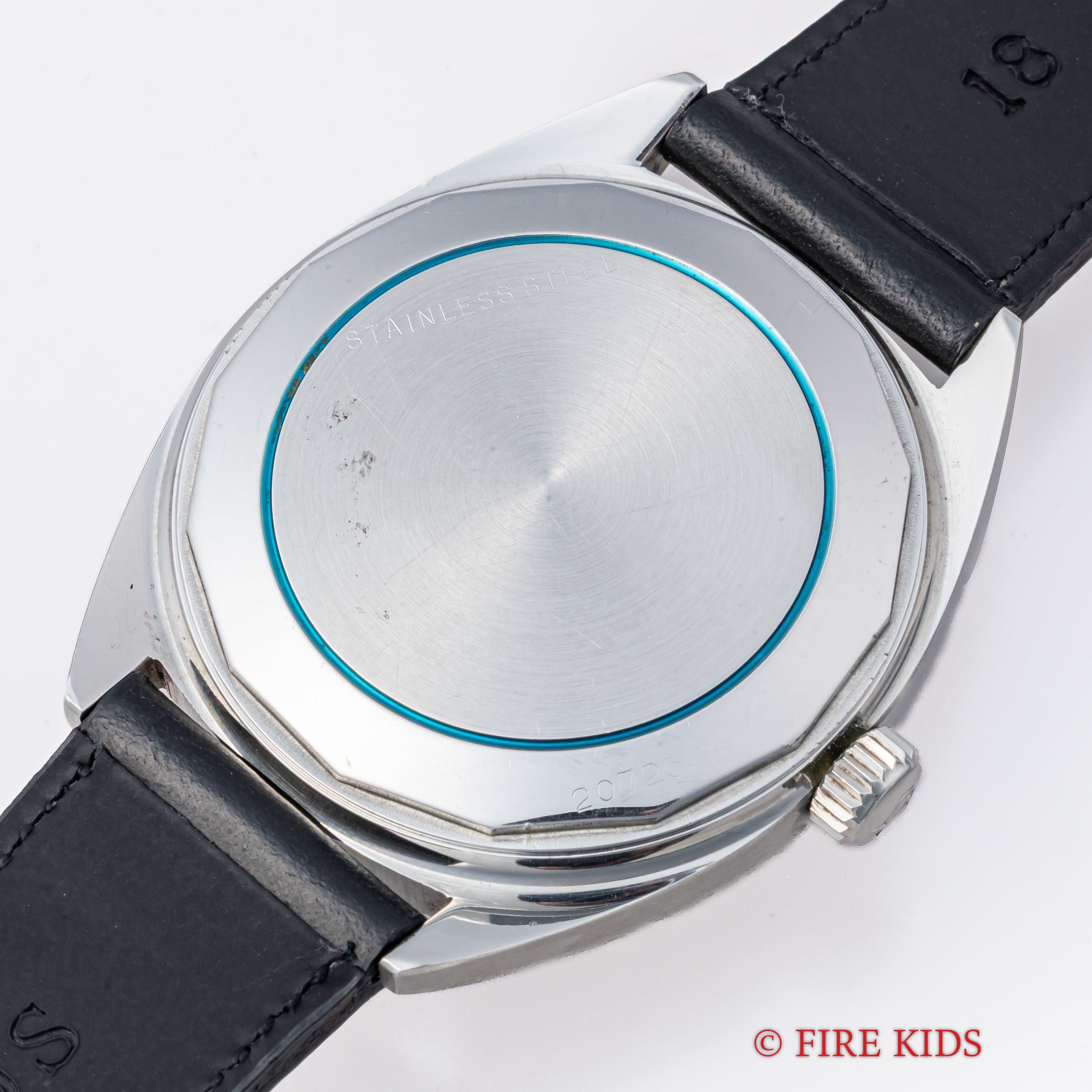 IWC ヨットクラブ 1973年製 シルバーダイヤル ペラトン式自動巻き Ref.R811 Cal.8541B 純正尾錠