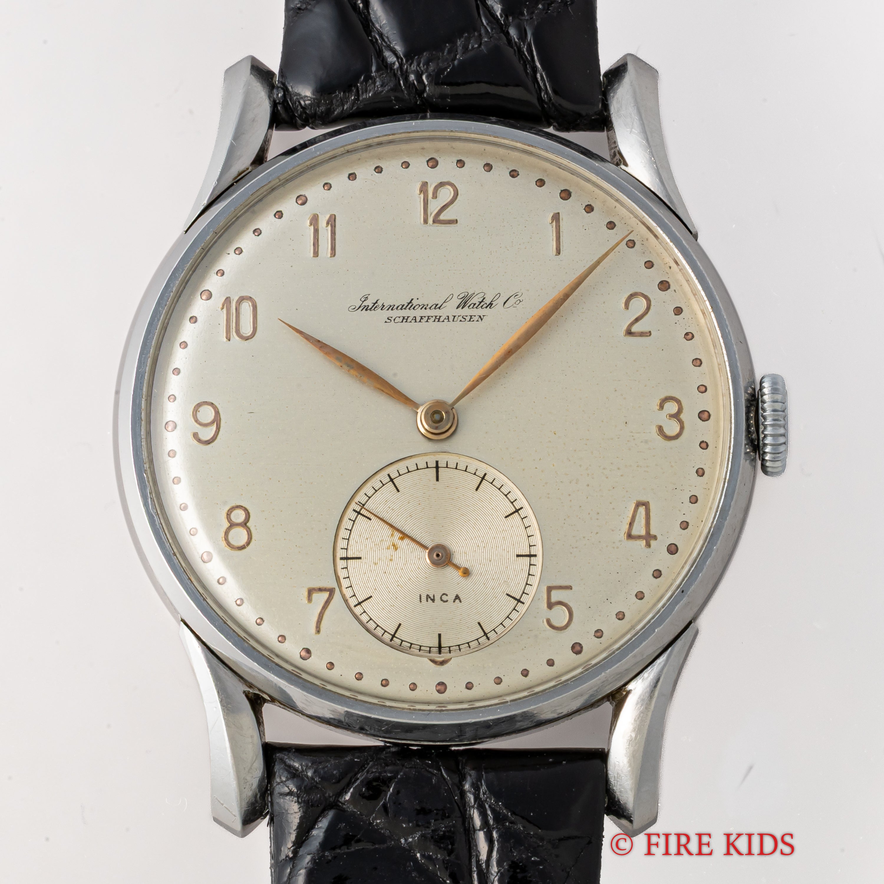 IWC ファンシーラグ33mmケース 1946年製 手巻 cal.83 スモールセコンド アラビアダイヤル