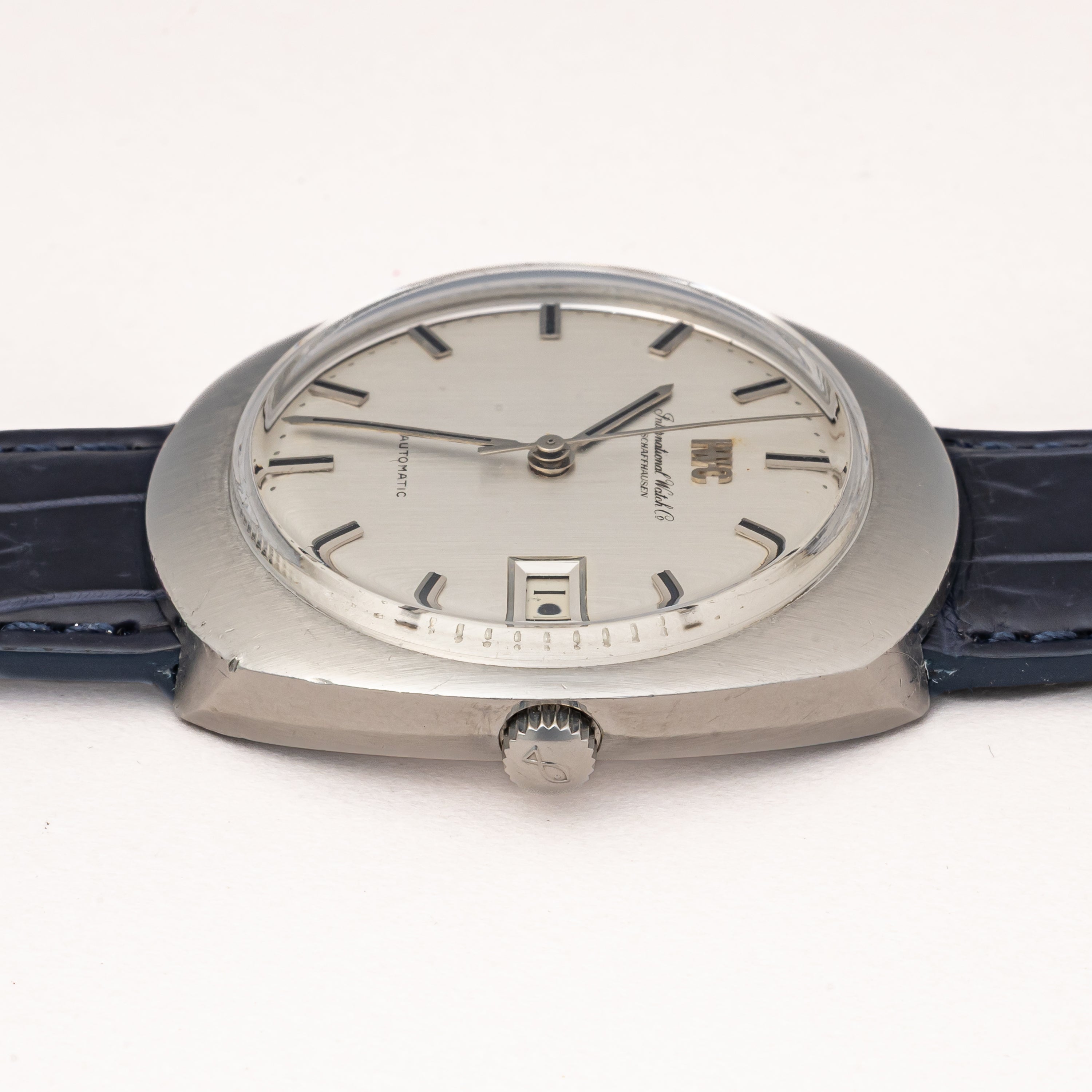 IWCトノー型ケース 1970年製/昭和45年製 ペラトン式自動巻 Cal.8541