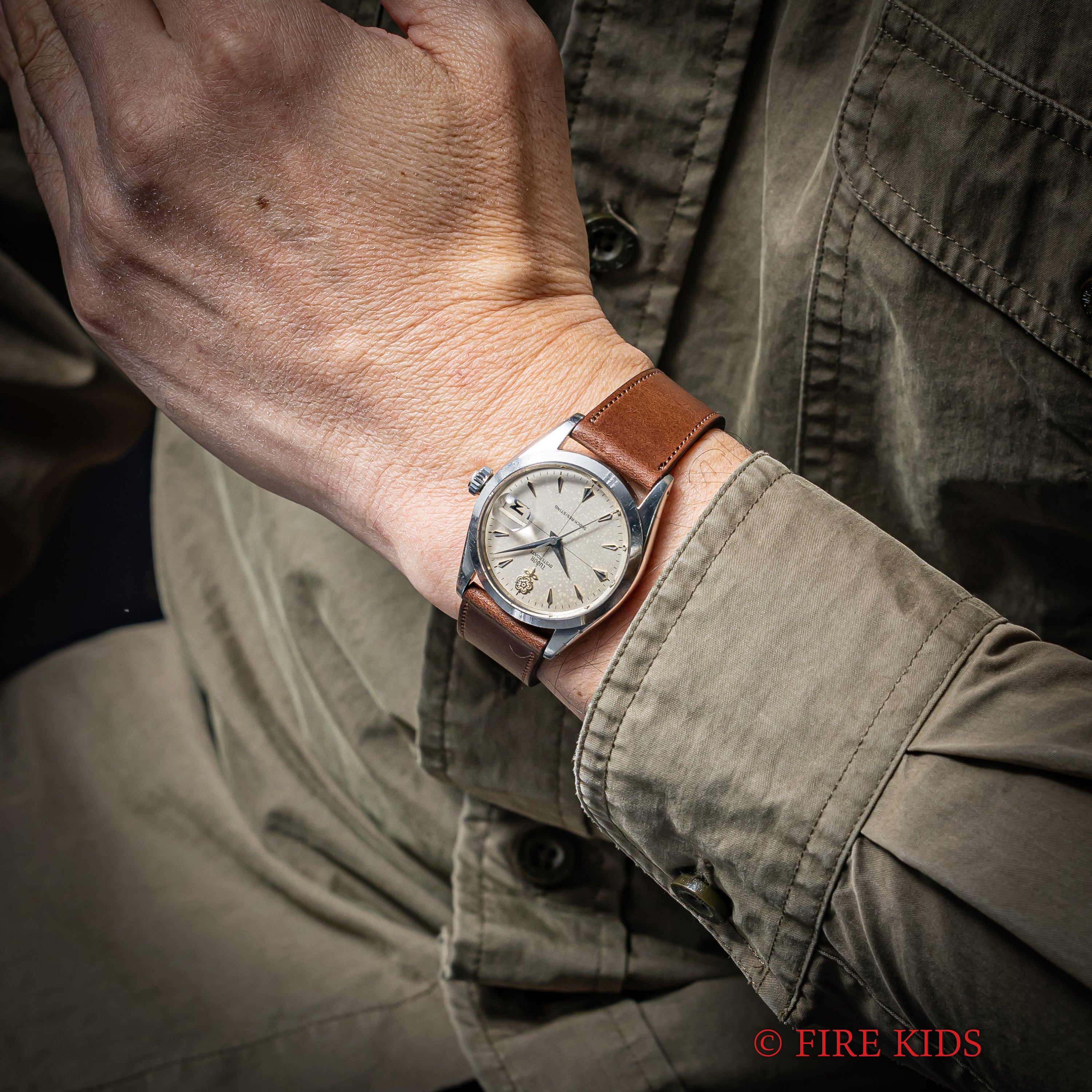 チューダー デカバラ クロスライン オイスターデイト 1960年製(昭和35年製)Ref.7939 手巻 王冠リューズ