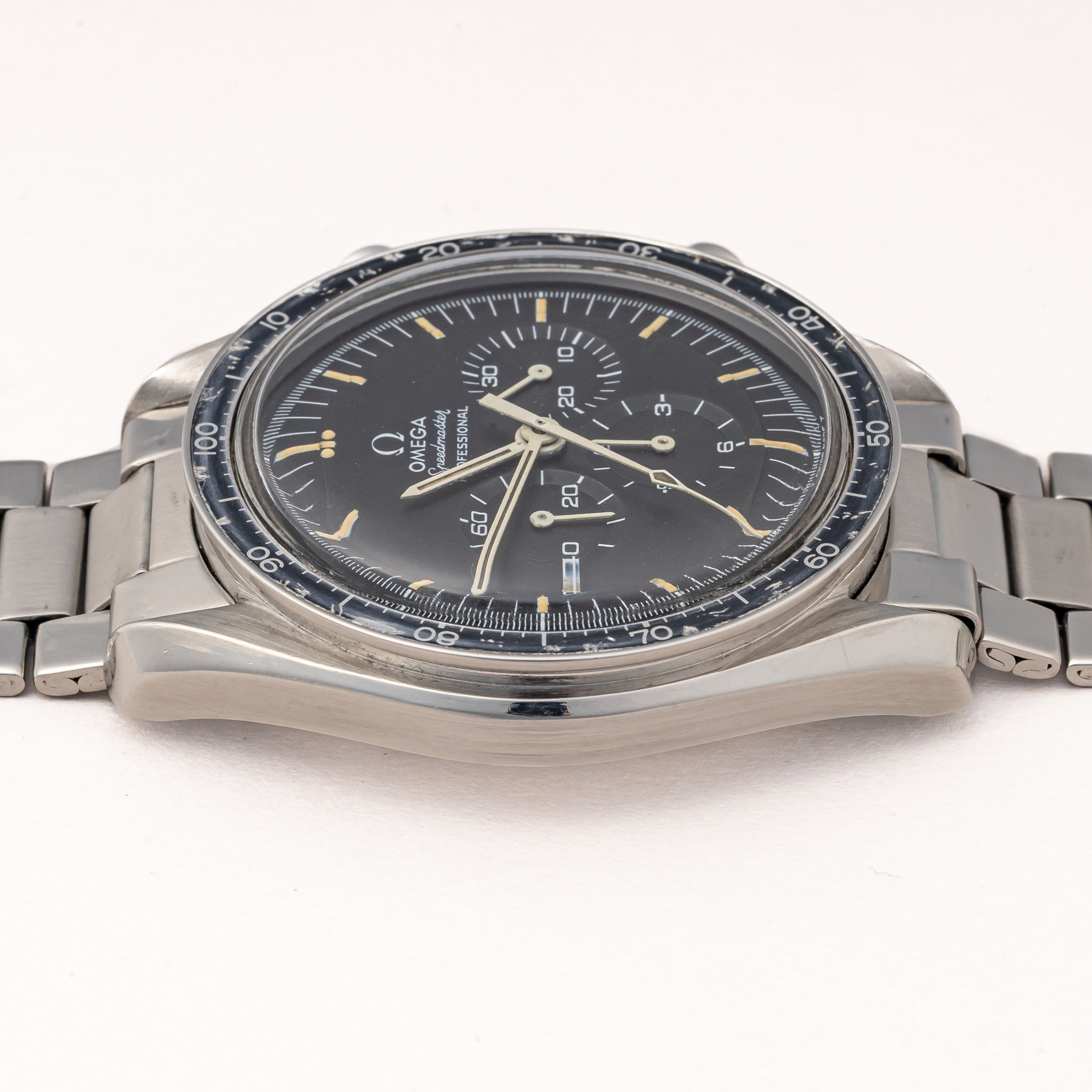 オメガ スピードマスター プロフェッショナル 5th 1969年製 Ref.145022-69 ST 純正キャタピラブレス デシマルメーター