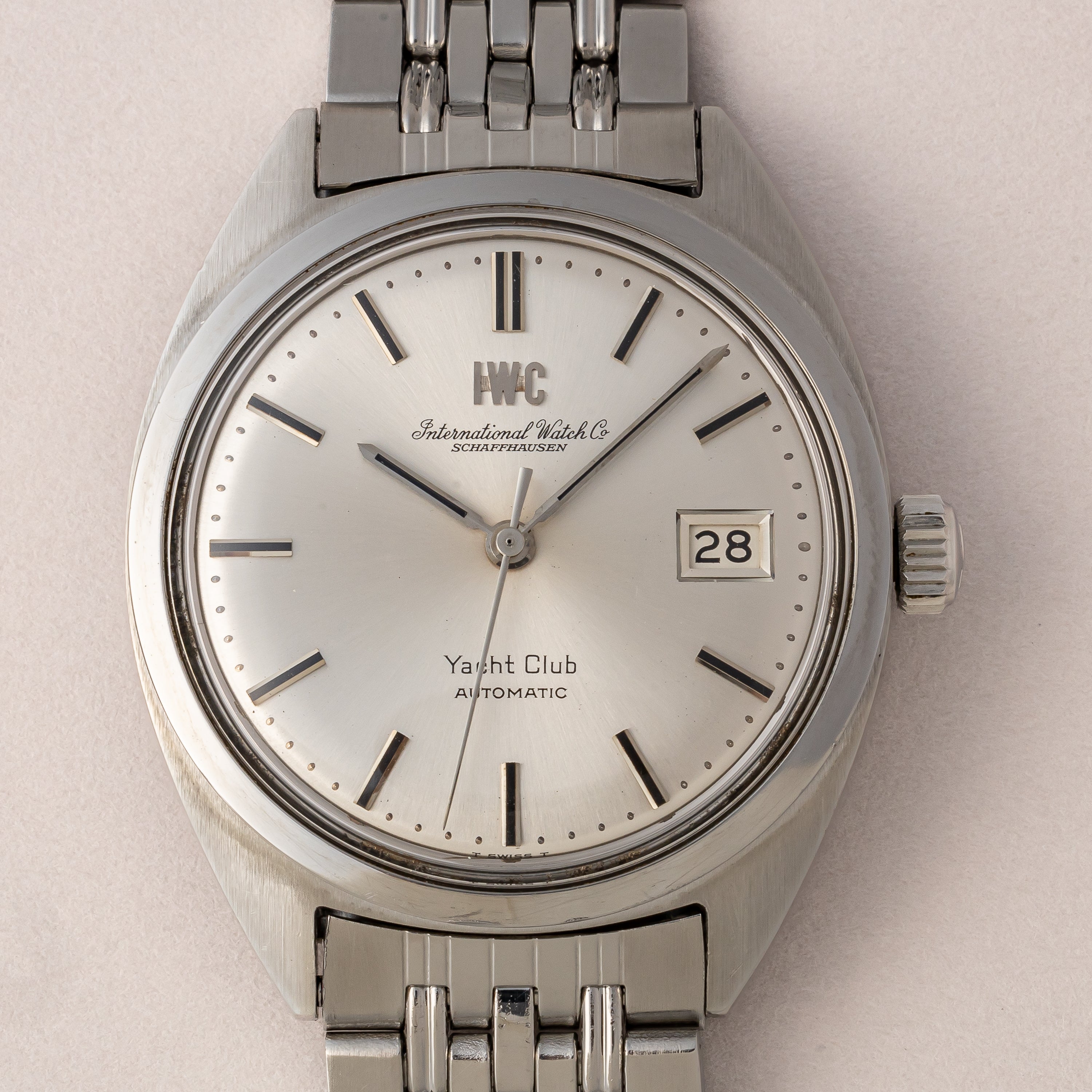 IWC ヨットクラブ 1972年製 Ref.R811AD お魚リューズ Cal.8541B 純正ゲイフレアーブレス付き