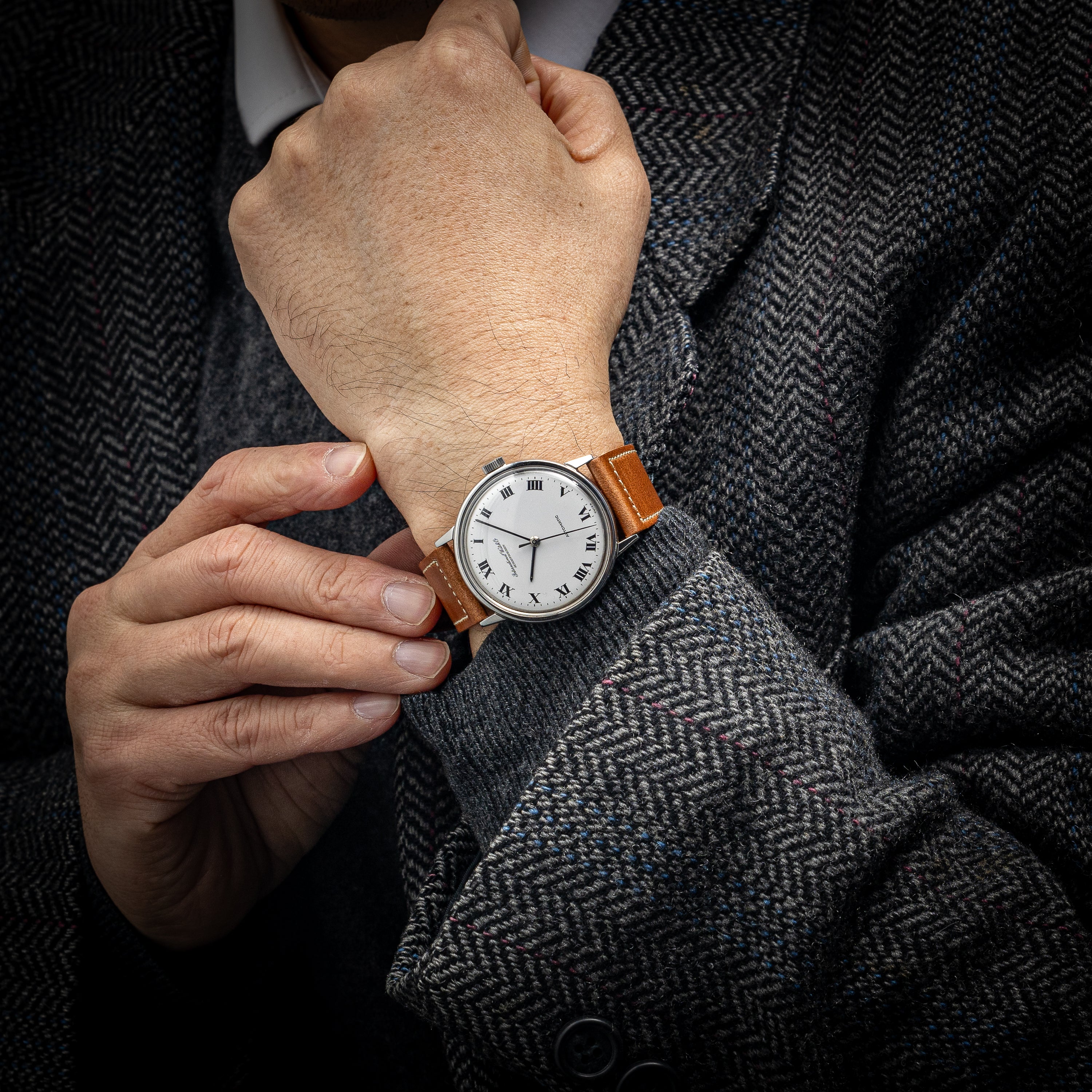 IWC ラウンドケース 1967年製 Ref.803A ノンデイト自動巻き Cal.854 ホワイトローマンダイヤル