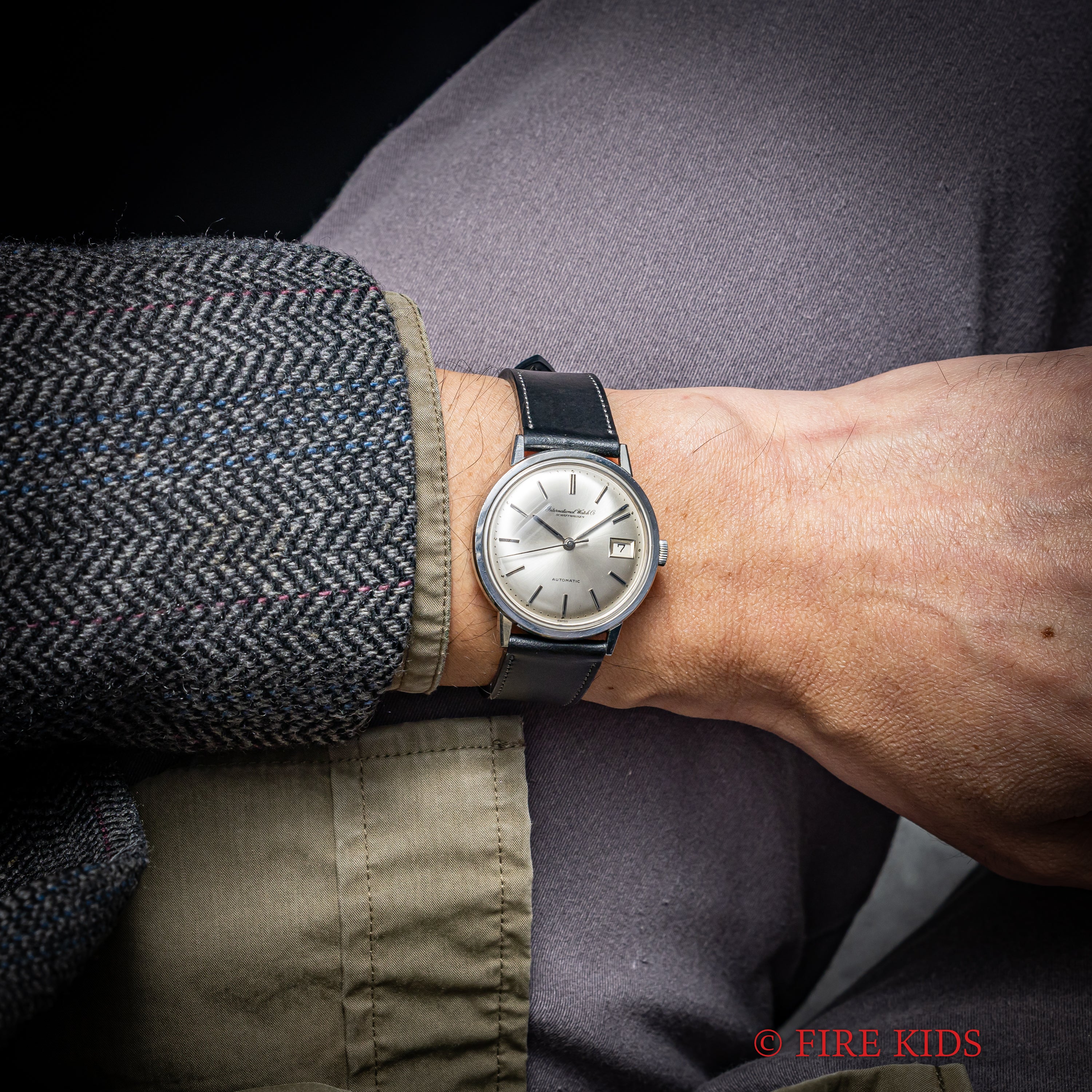 IWC 1967年製 ラウンドケース ペラトン式自動巻き Cal.8541 R803A お魚リューズ