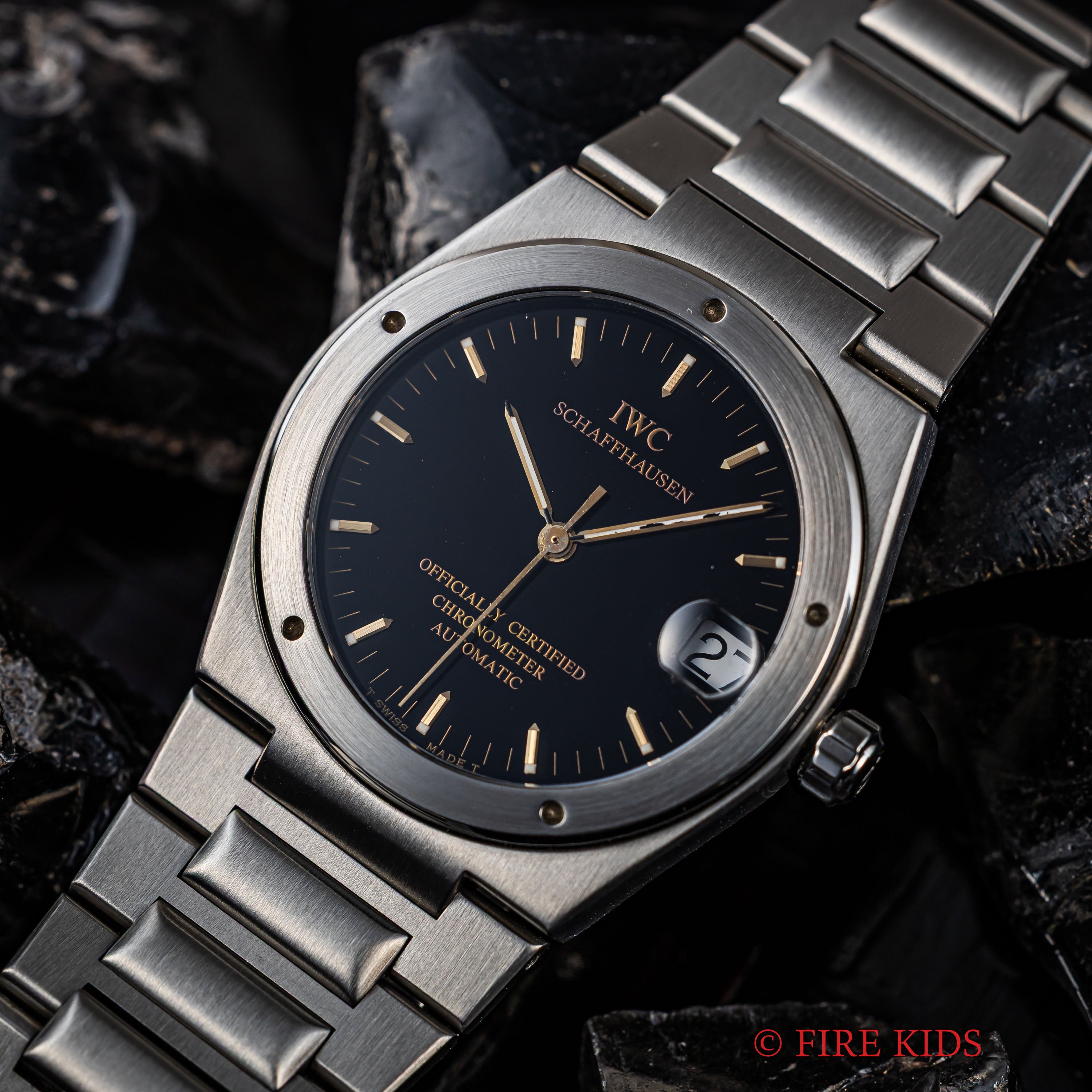 IWC インヂュニア 1997年製 ブラック文字盤 クロノメーター自動巻 Ref.3521 Cal.887/2