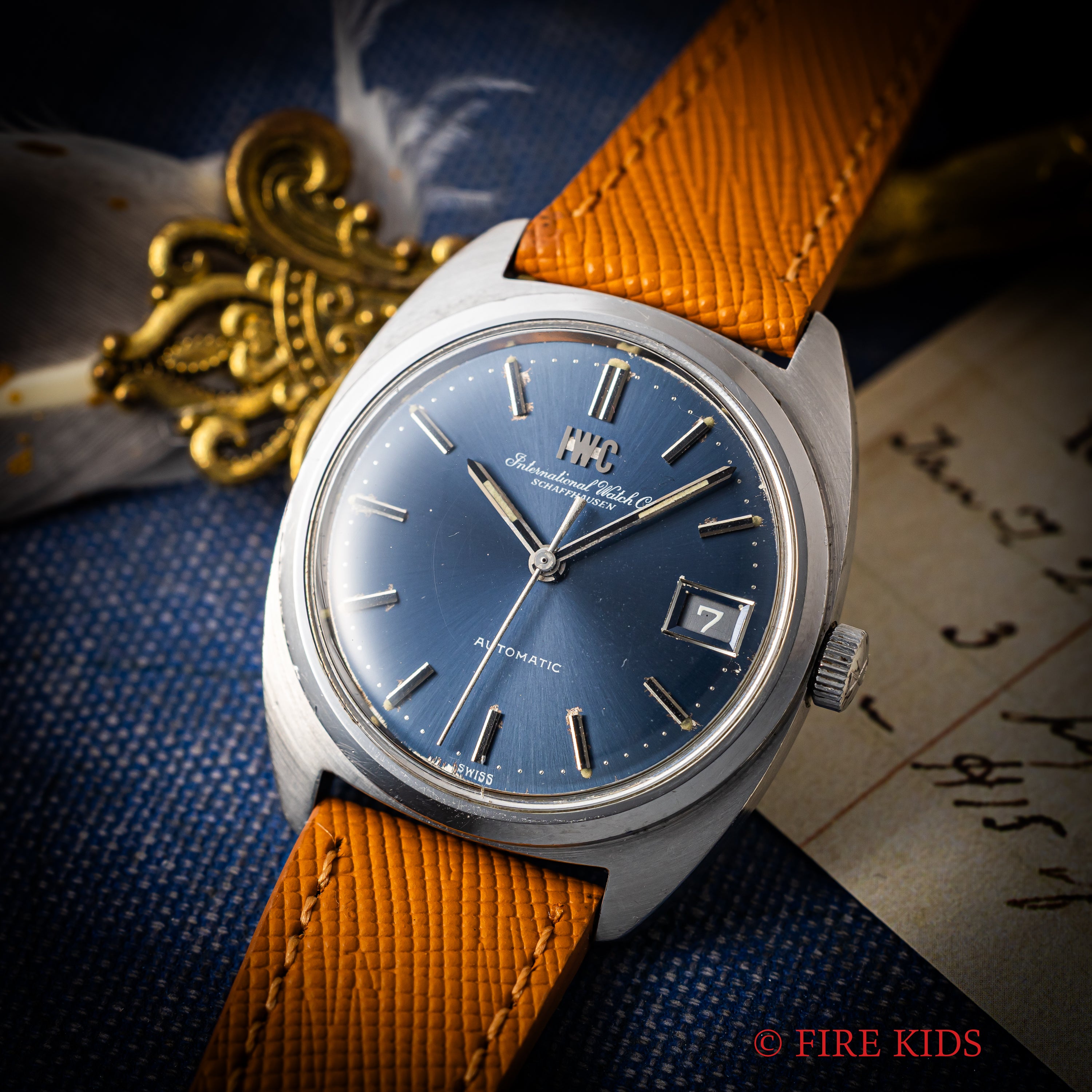 IWC トノーケース 1974年製 Ref.1827 ブルーダイヤル Cal.8541B ペラトン式自動巻き