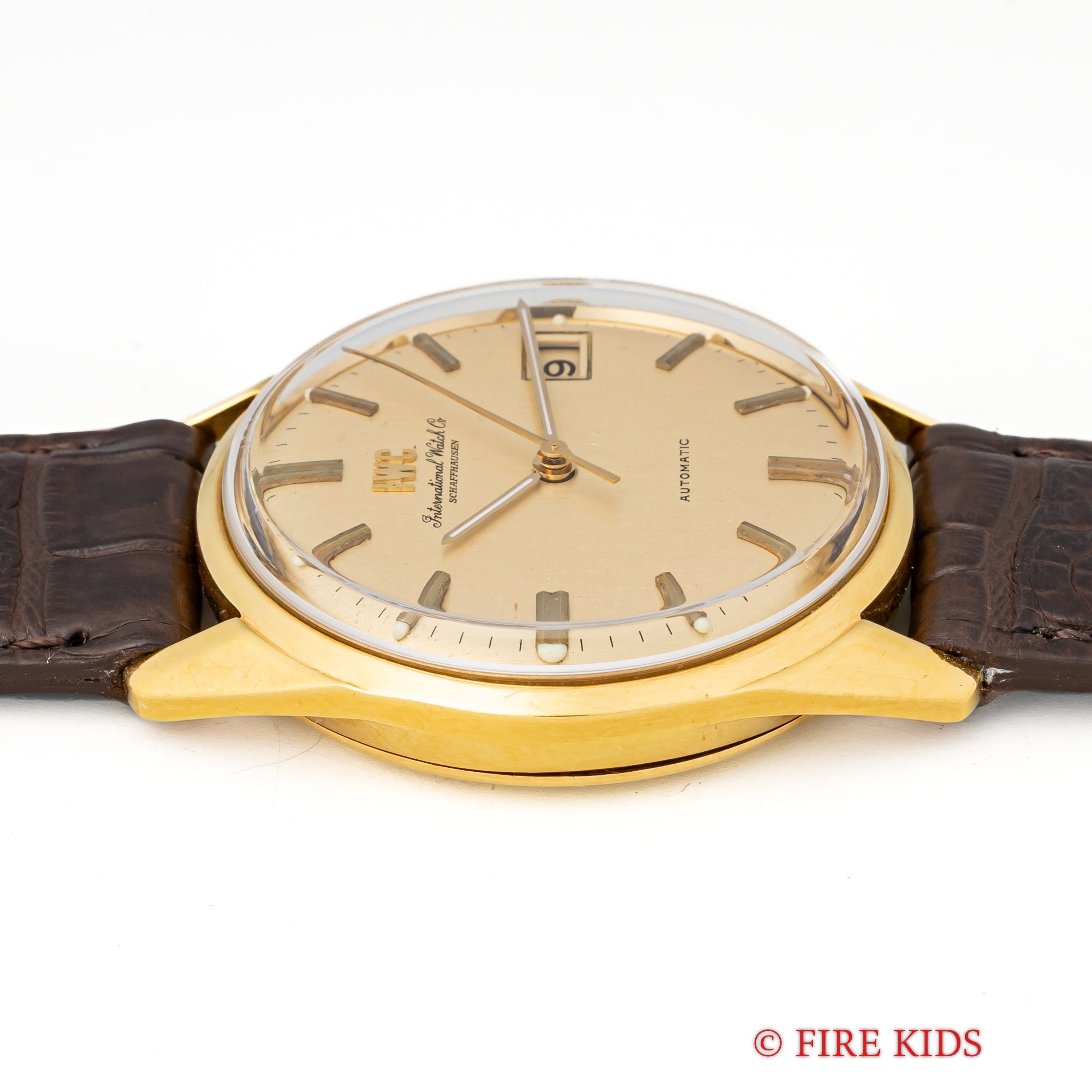 IWC 18金無垢ラウンドケース 1971年製 ペラトン式自動巻 Cal.8541B