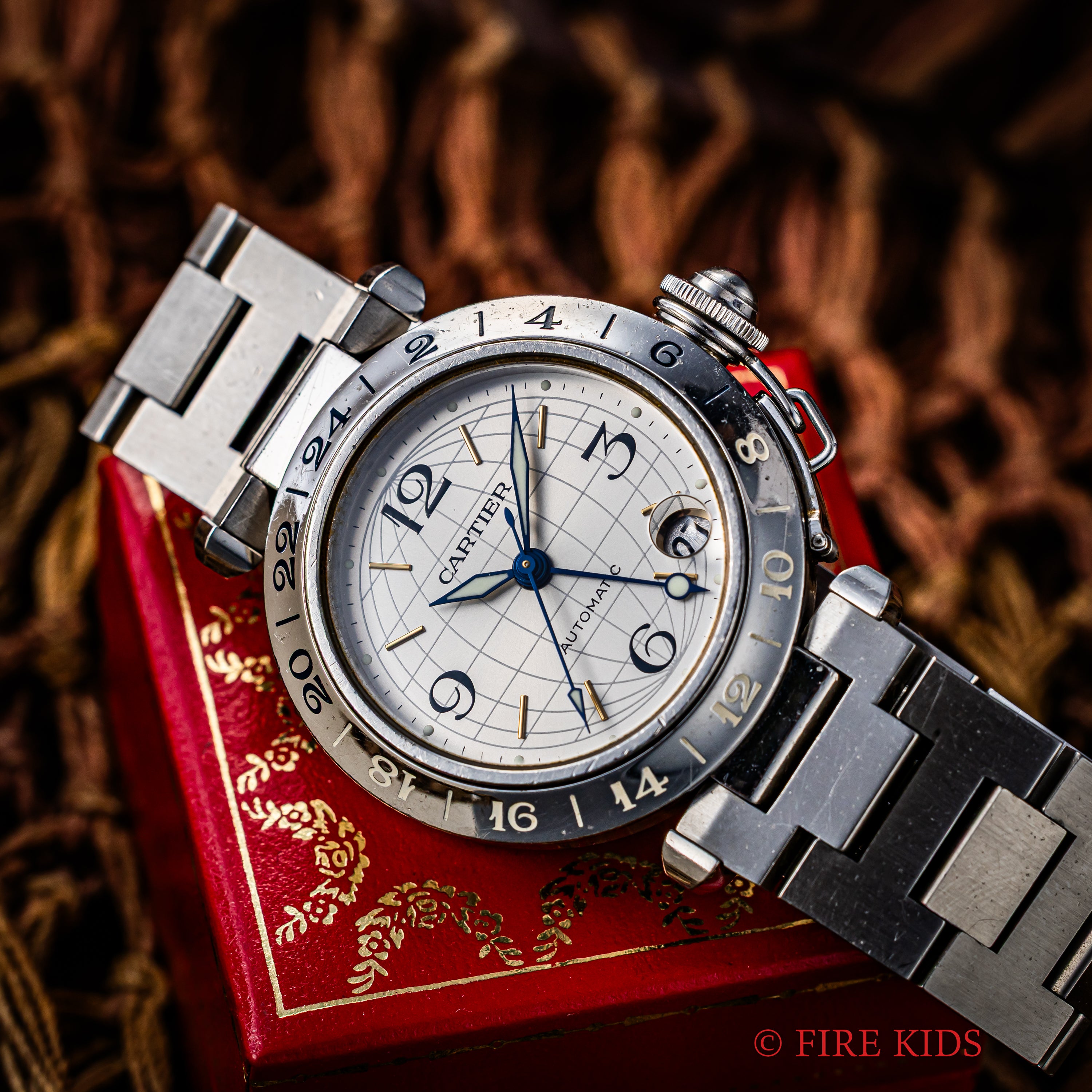 カルティエ パシャC メリディアン 2000年代製 Ref.2377 GMT シルバーダイヤル