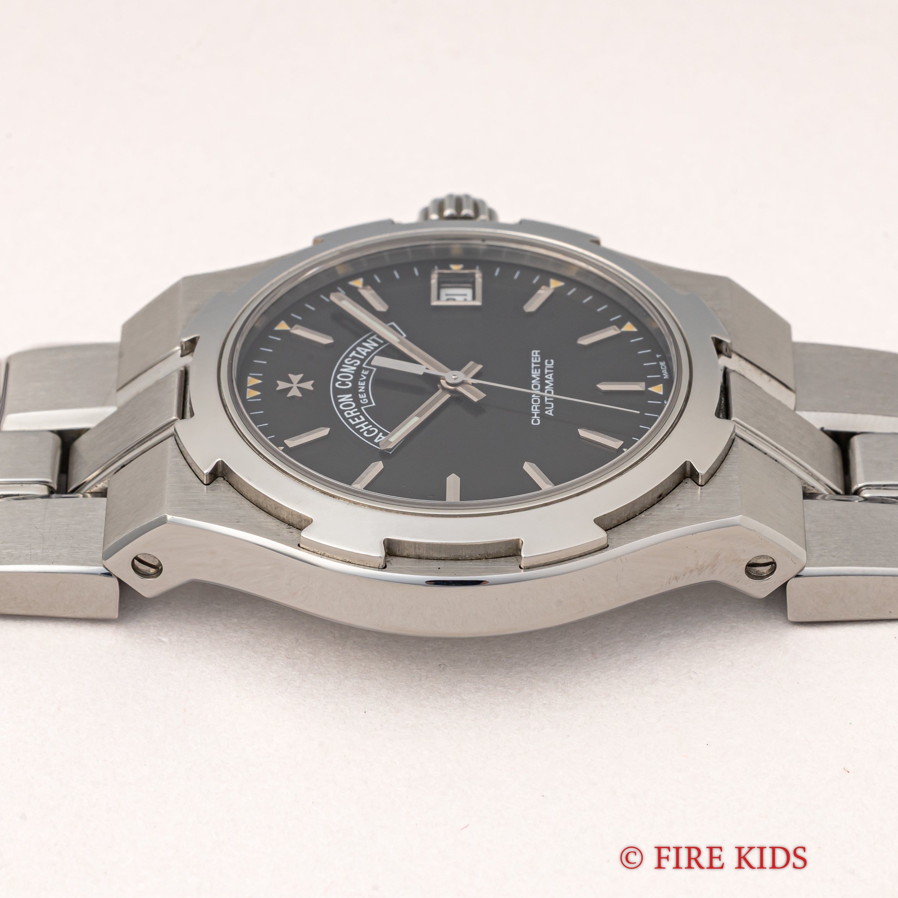 ヴァシュロン・コンスタンタン オーヴァーシーズ 37mm 1999年製 箱、クロノメーター証明書、修理明細付き