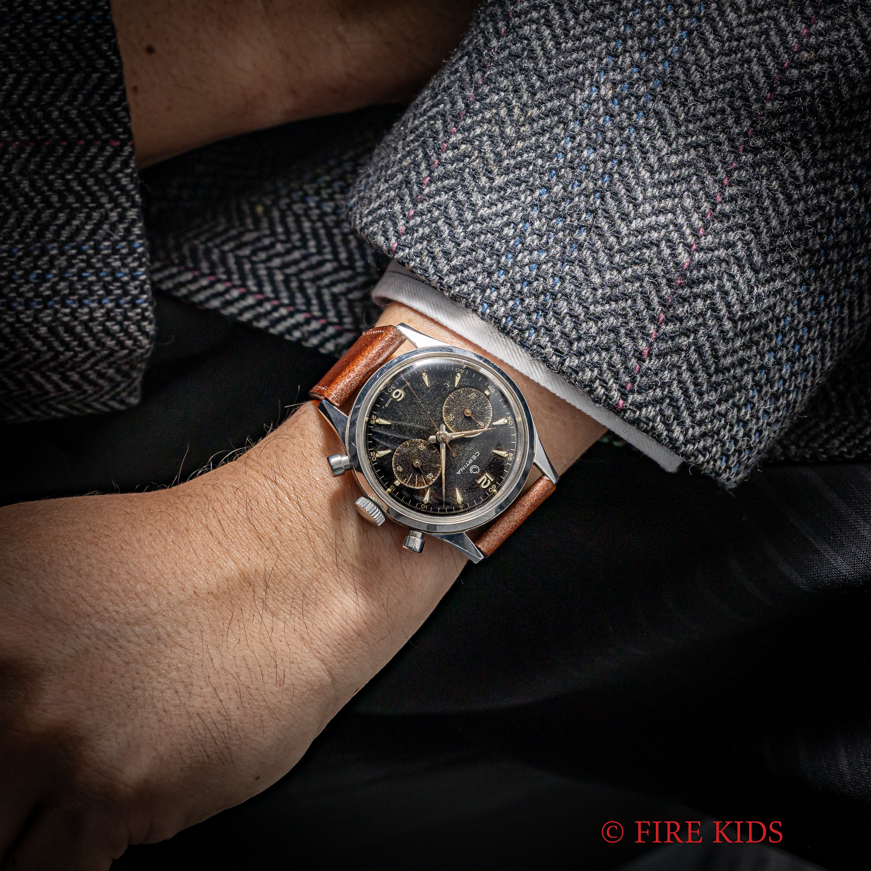 サーチナ 2レジスタークロノグラフ 1950年代製 エクセルシオパークCal.4 ブラックギルドダイヤル