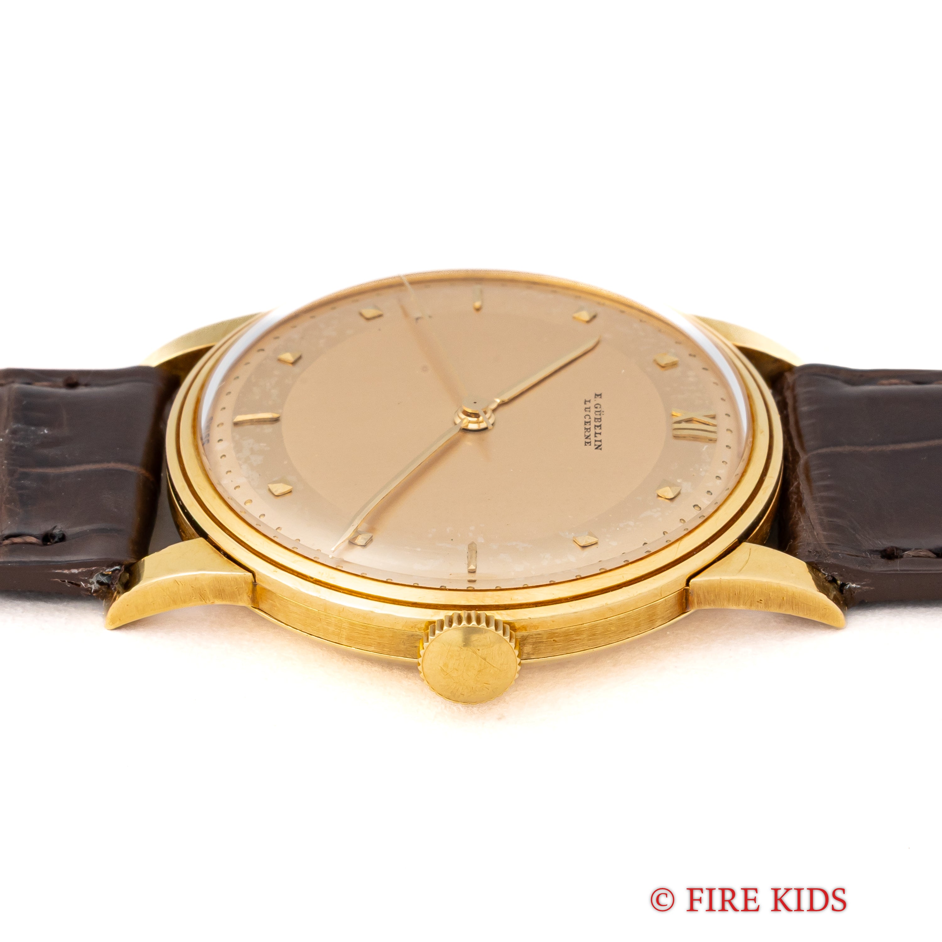 ギュブラン 1950年代製 18金イエローゴールド 手巻き ラウンドケース