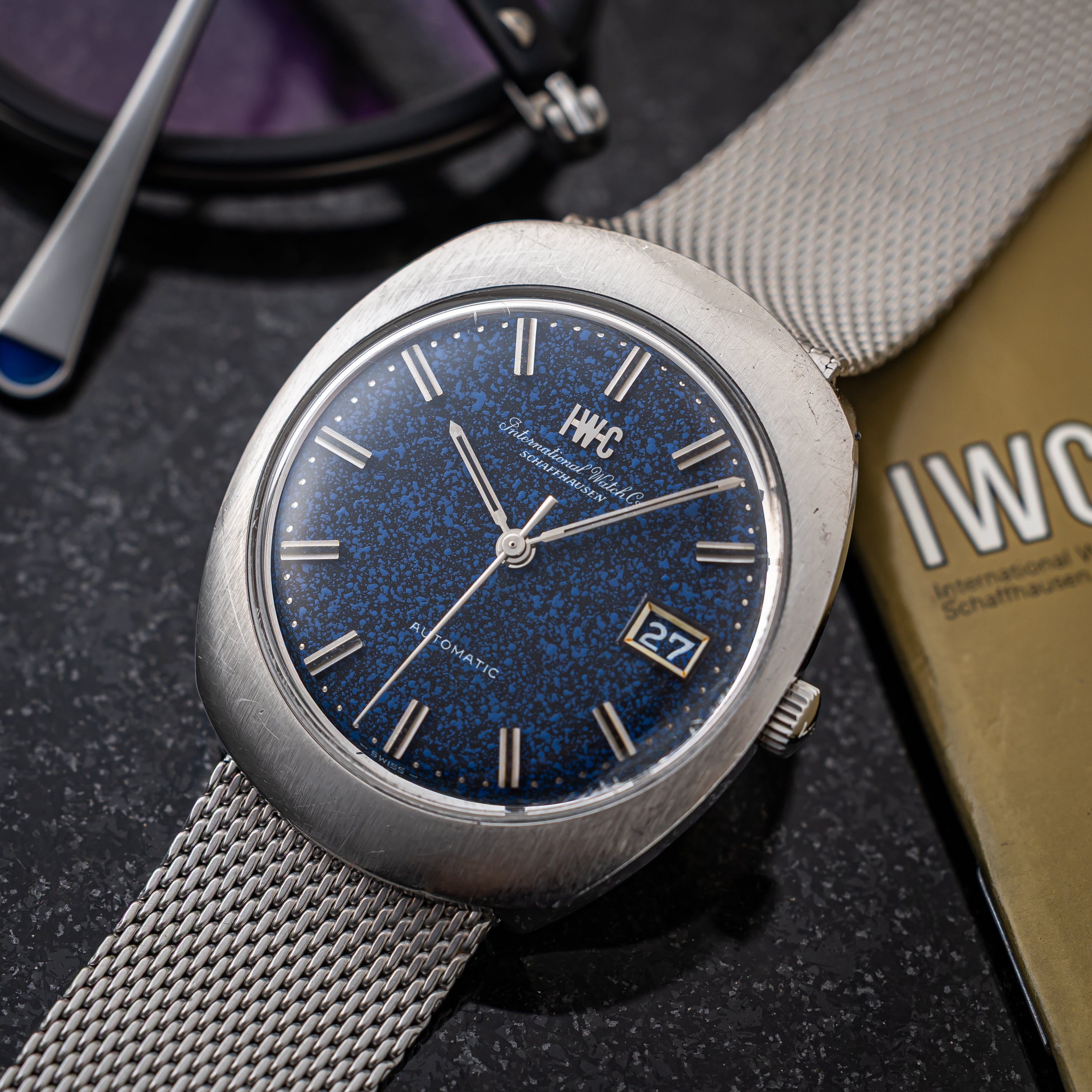 IWC ブルーマーブルダイヤル 1974年製 トノーケース 純正メッシュブレス ギャラ付
