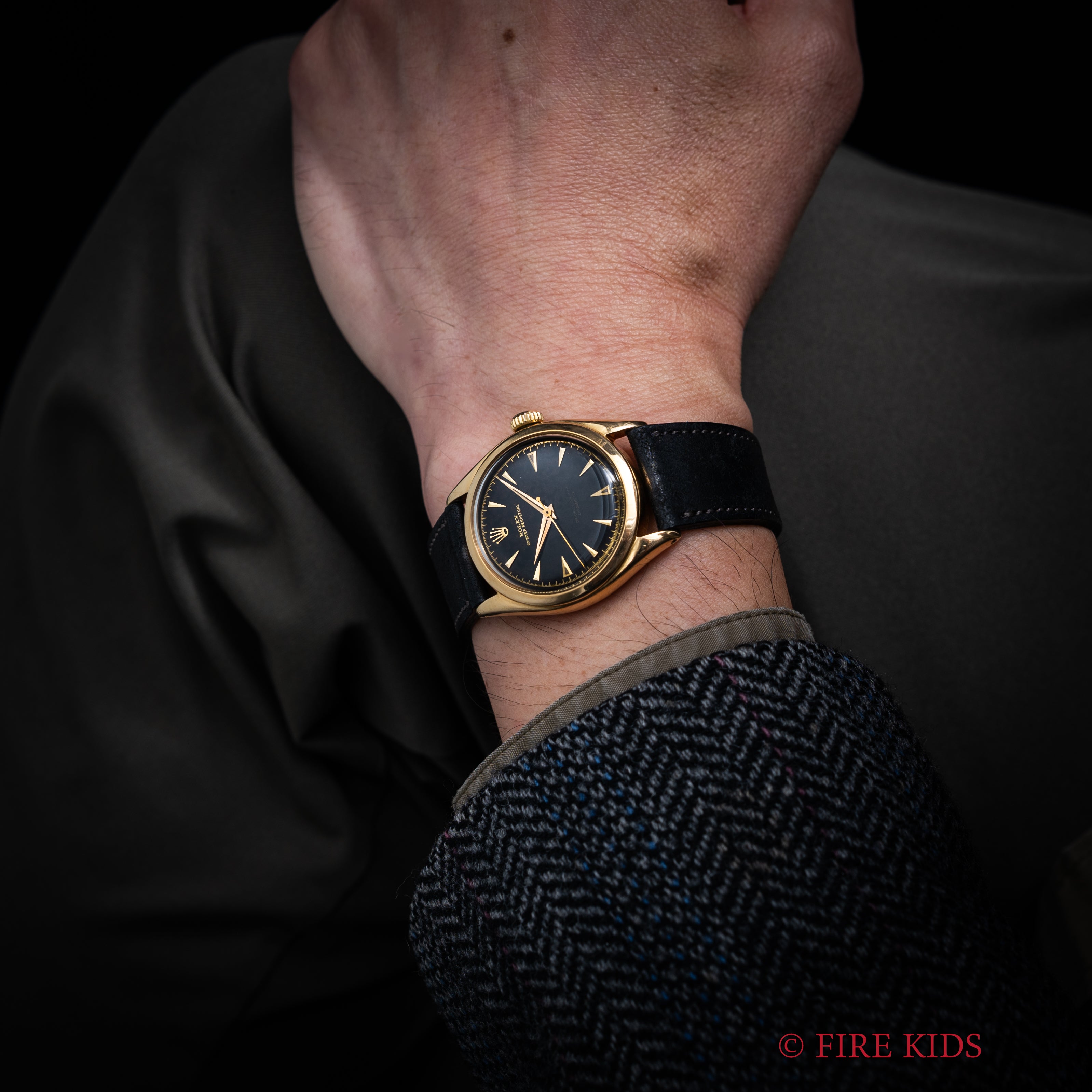 ロレックス Ref.6084 1953年製 セミバブルバック 18金イエローゴールド ブラックダイヤル スーパーオイスター