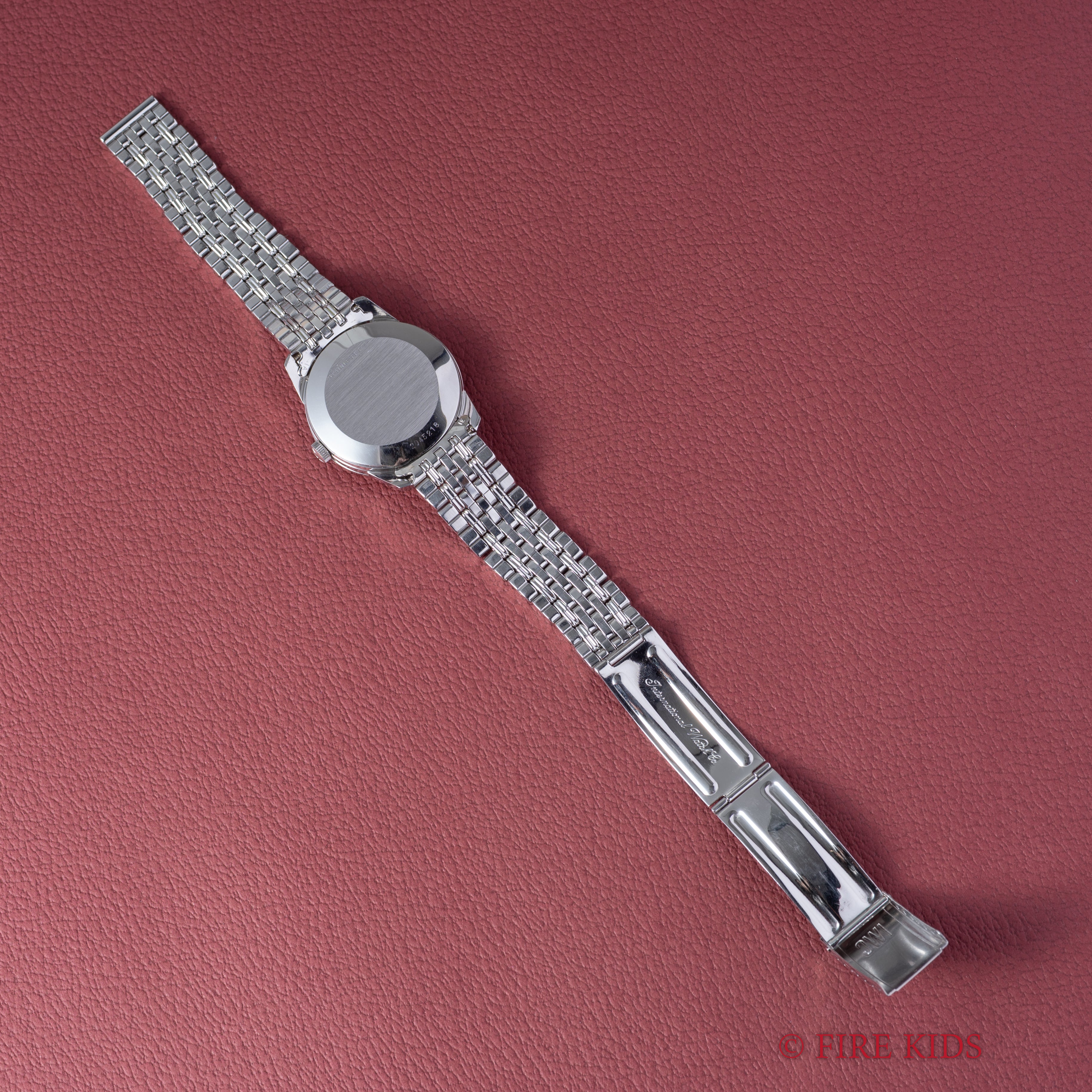 IWC 1970年製(昭和45年製) グレー文字盤ラウンドケース 自動巻き R810AD Cal.8541 純正ステンレスブレス