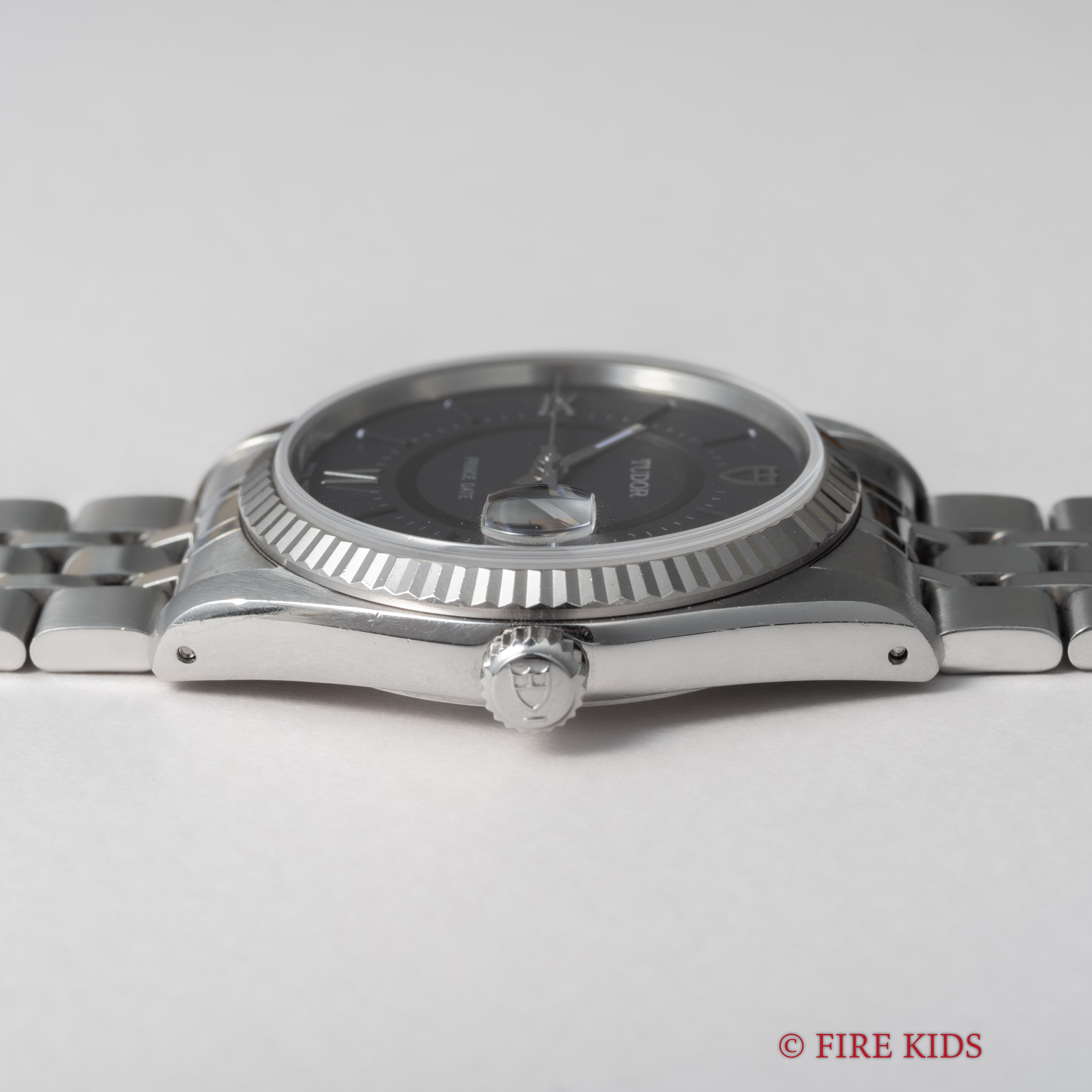 チューダー プリンスデイト 2002年製 Ref.74034 ブラックローマンダイヤル 自動巻 WGベゼル 純正ブレス