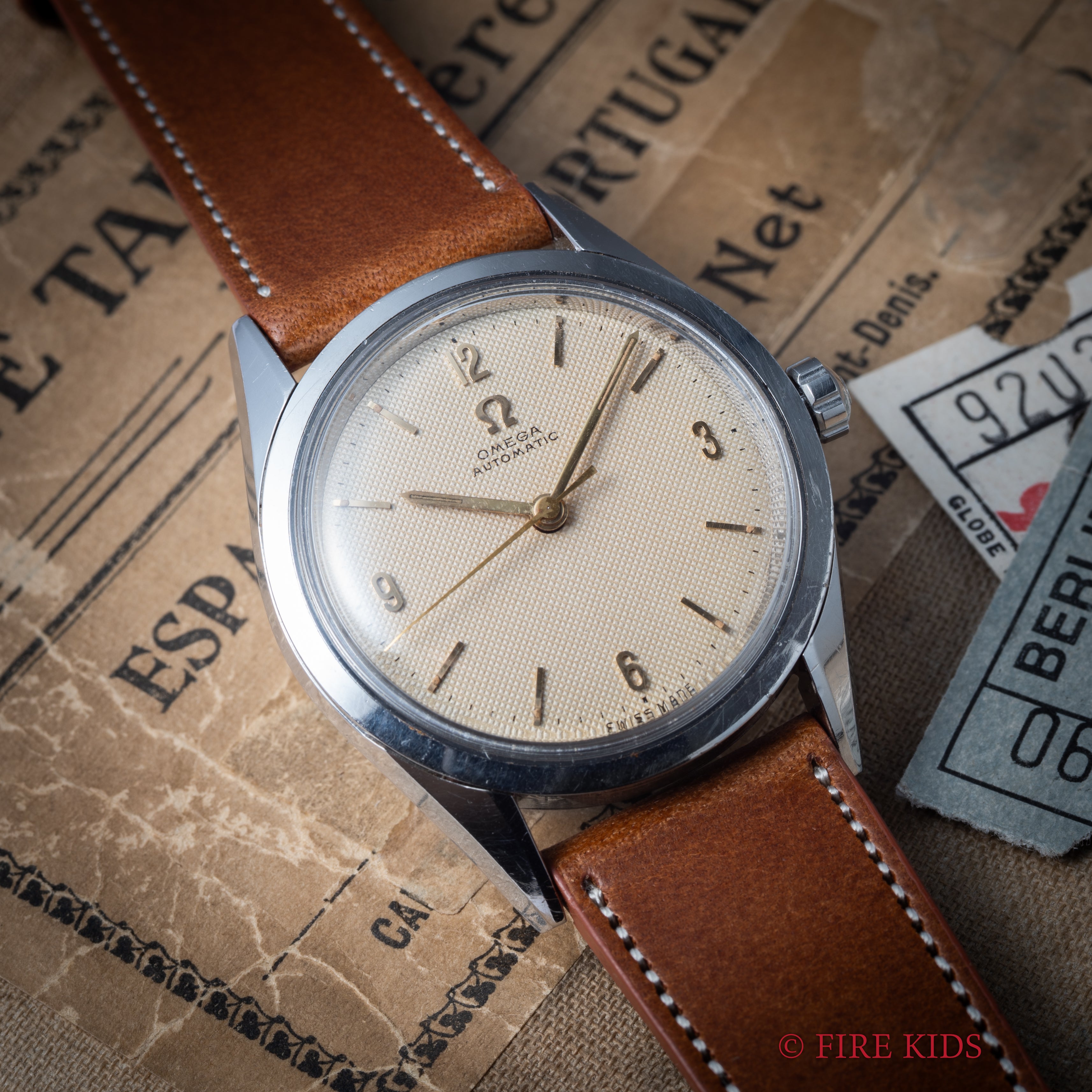 オメガ ラウンドケース ギョーシェダイヤル 1954年製 全回転自動巻 Cal.471