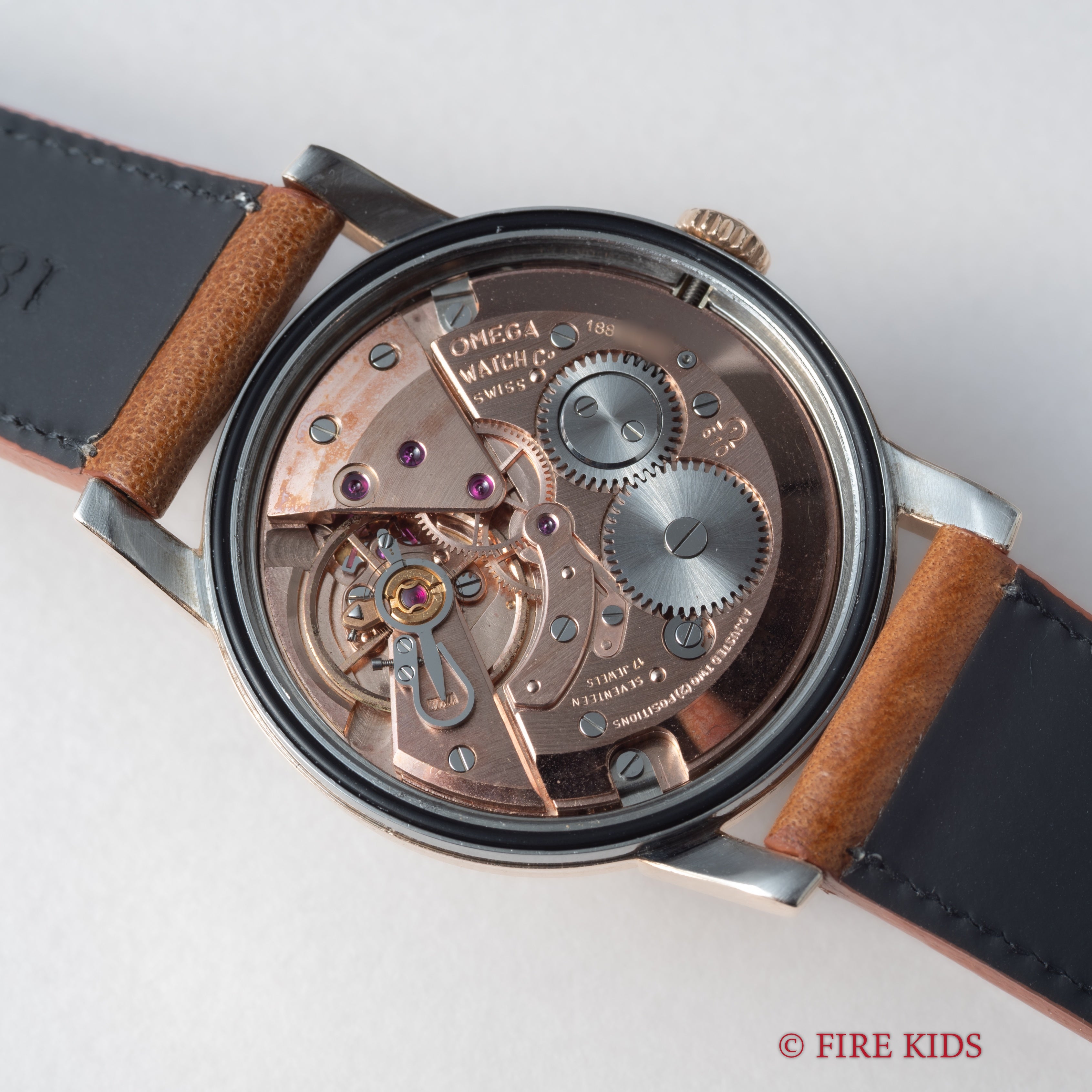 オメガ シーマスター PGFケース Ref.14384 61SC 1961年製 Cal.610 手巻き 箱、純正尾錠、純正革ベルト付き