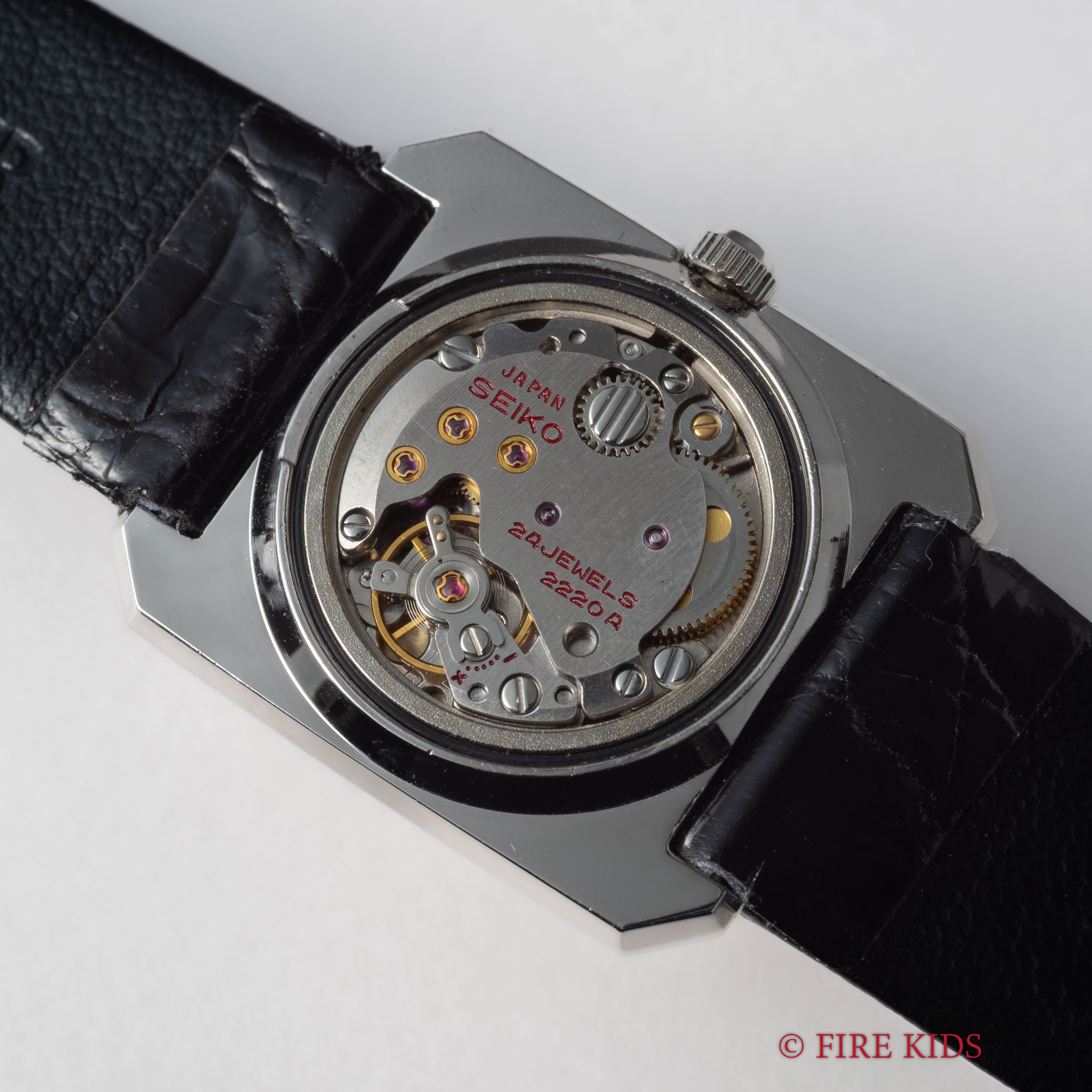 セイコー プレイボーイ 1978年製 Ref.2220-0640 シャリオ 手巻き 純正尾錠 タグ付