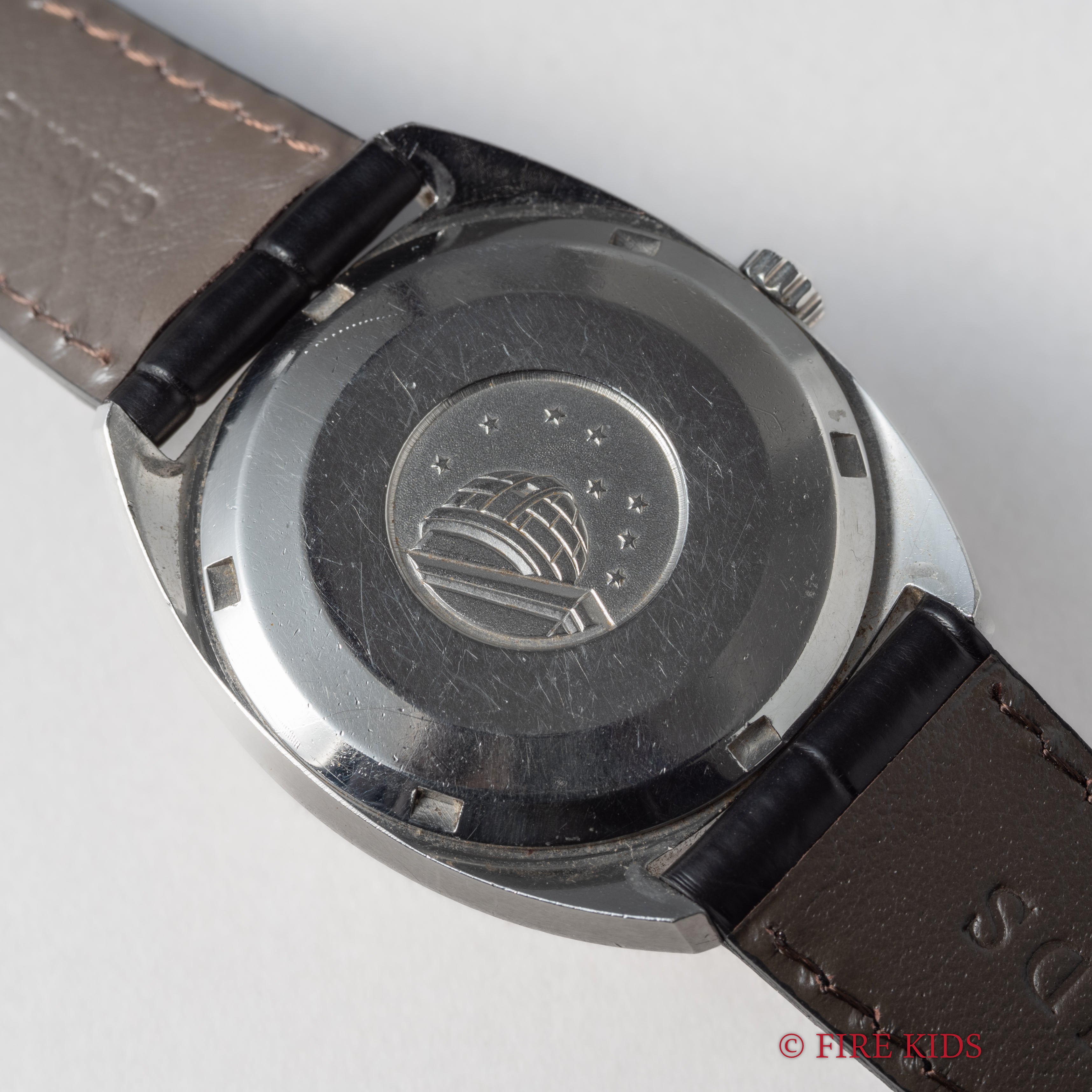 オメガ コンステレーション 1969年製 Ref.168.017 ジェンタ クロノメーター自動巻 Cal.564 純正尾錠付