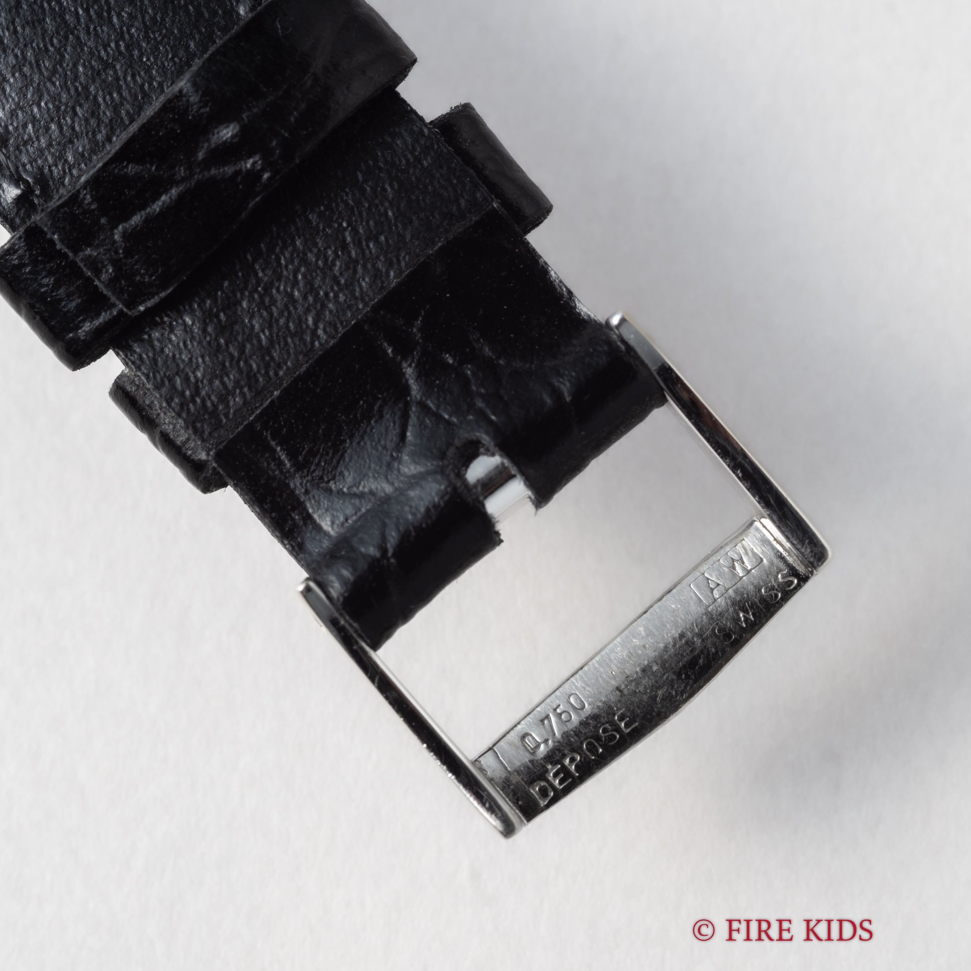 ジャガー・ルクルト スクエアケース 1970年代製 Ref.4467.22 18金金無垢 純正尾錠付き ジェラルドジェンタ