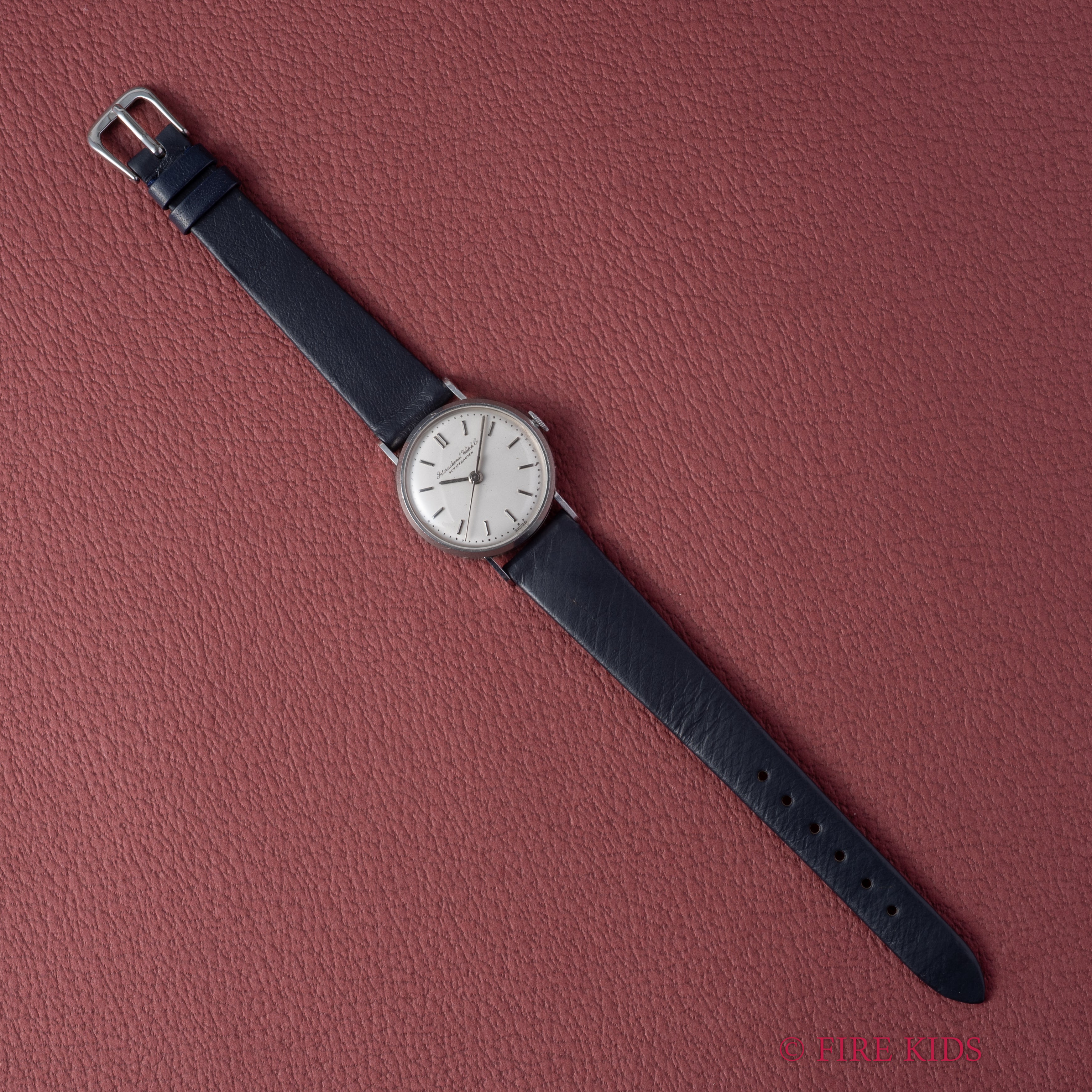 IWC ラウンドケース 1965年製 手巻き Cal.401 箱付き