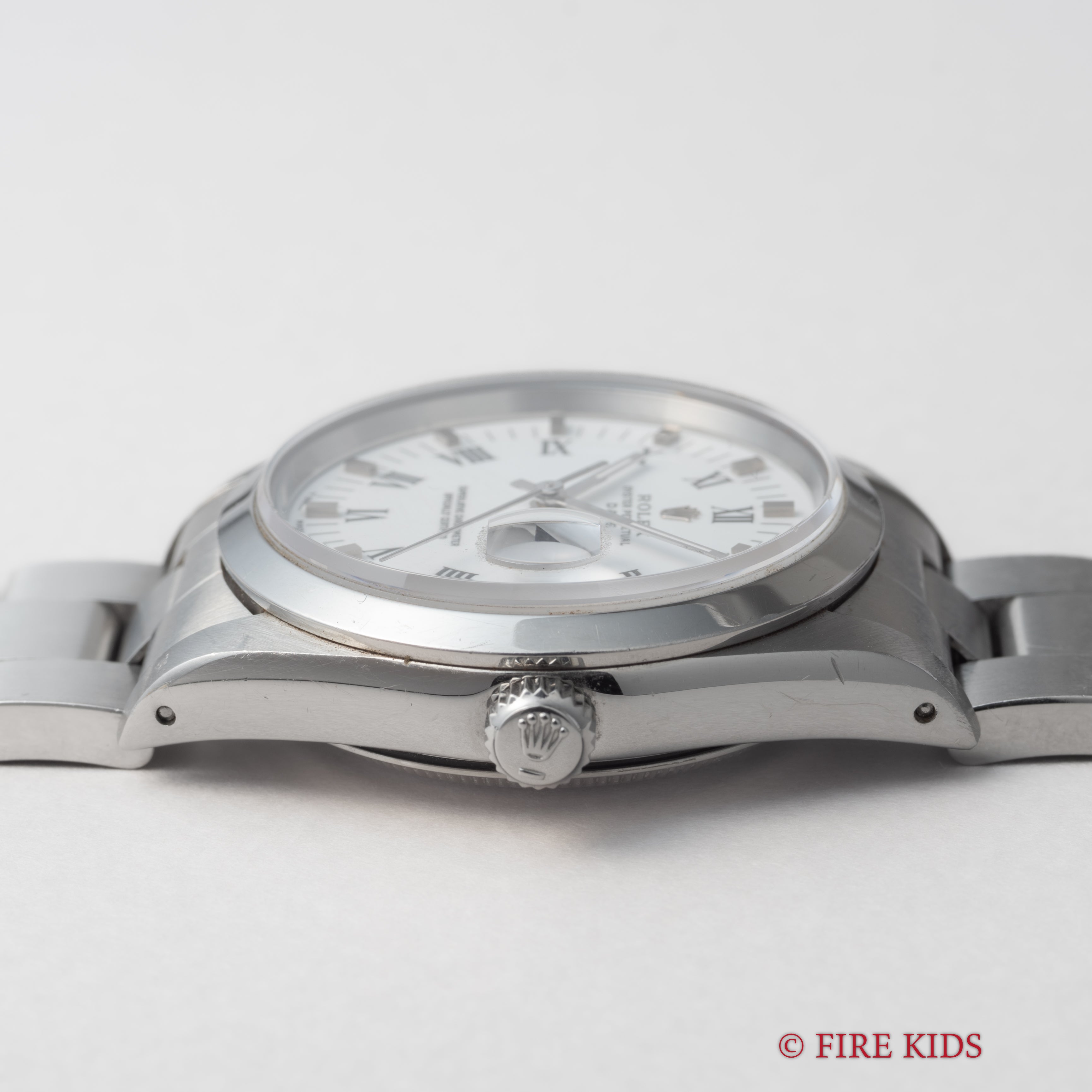 ロレックス 1989~1990年製 ホワイトローマンダイヤル オイスターパーペチュアルデイト Ref.15200 ギャラ、タグ付き