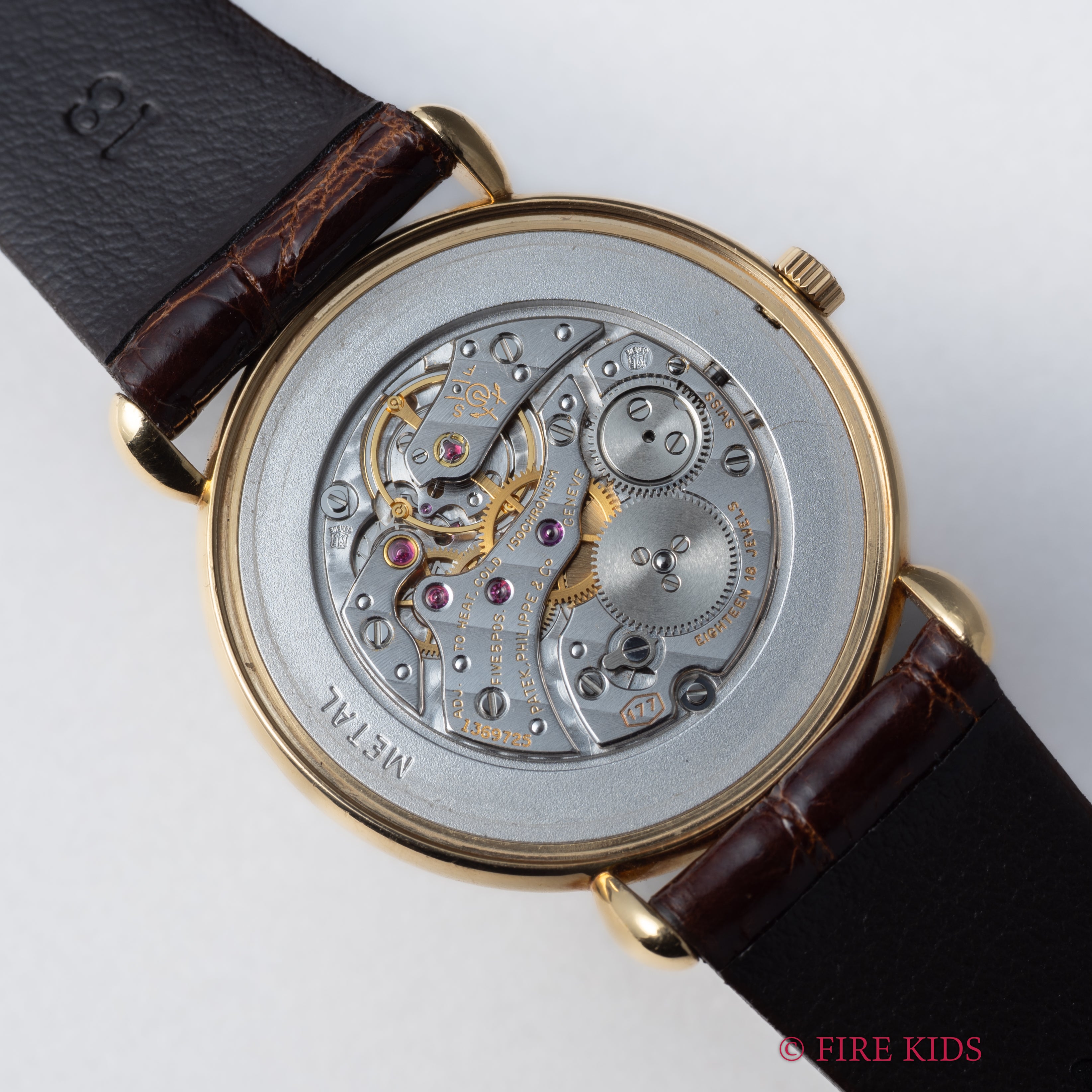 パテックフィリップ Ref.3820 カラトラバ 1990年代製 Cal.177 手巻き 18金イエローゴールド ブレゲ針ブレゲ数字