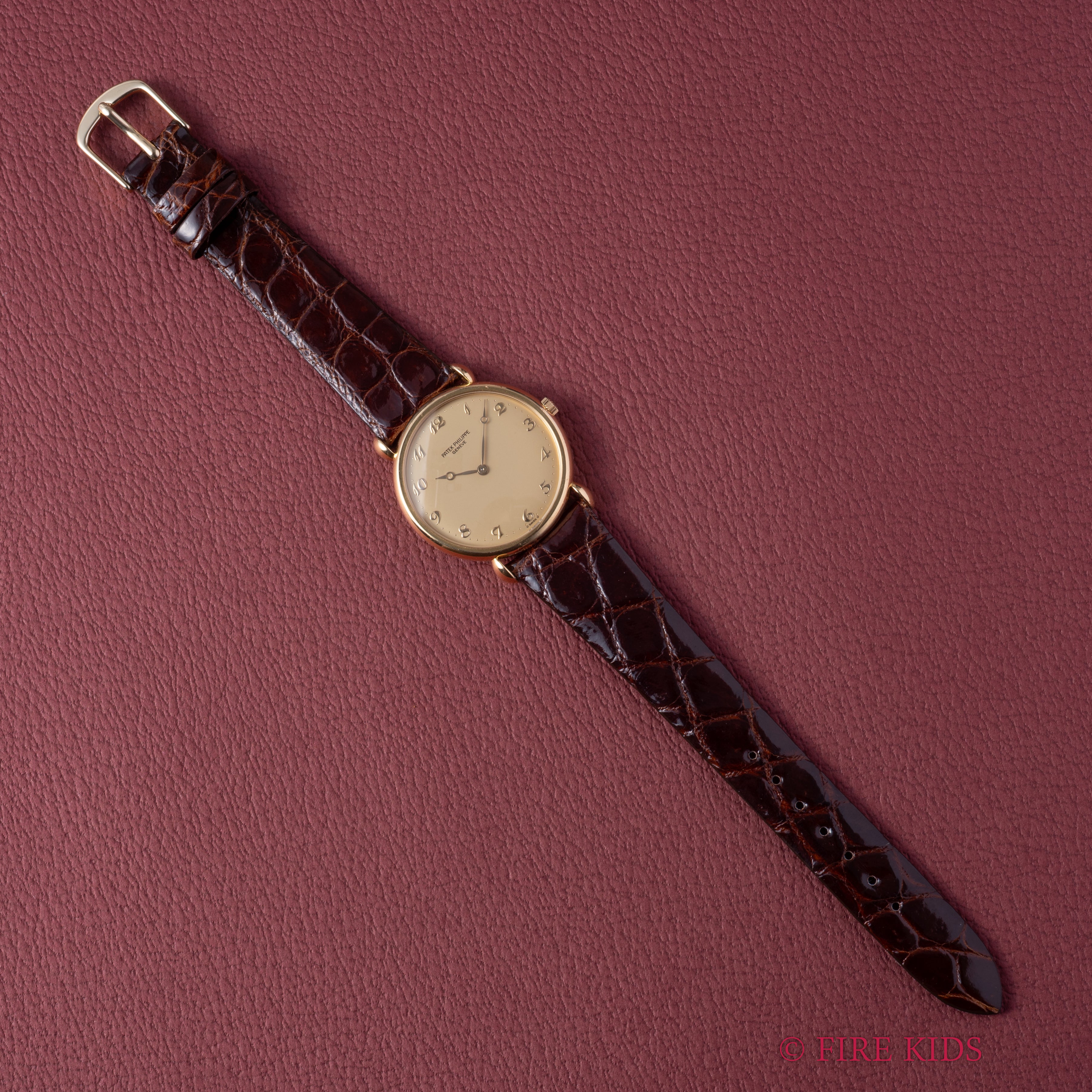 パテックフィリップ Ref.3820 カラトラバ 1990年代製 Cal.177 手巻き 18金イエローゴールド ブレゲ針ブレゲ数字