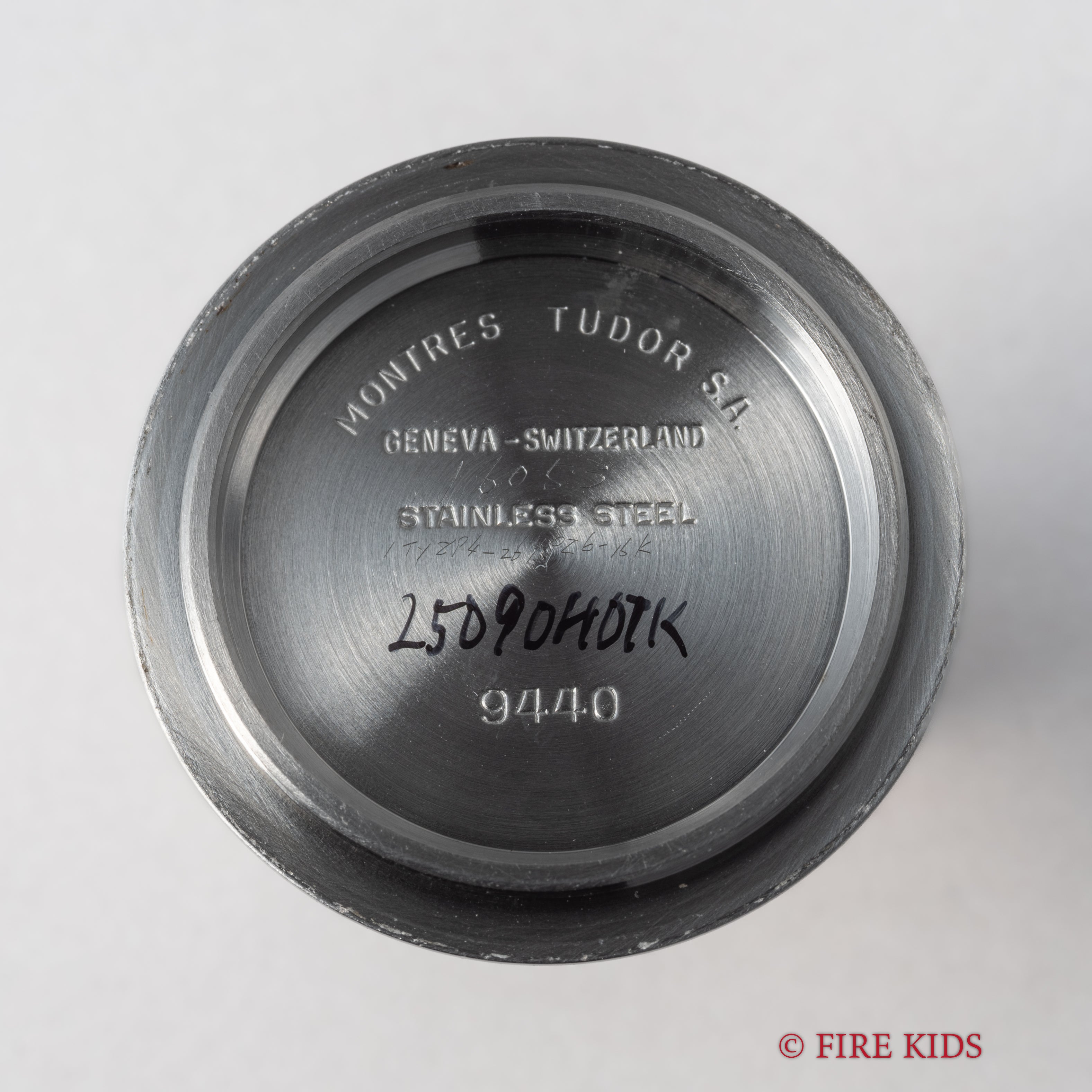 チューダー ミニサブ 1989年製 Ref.73090 ブルーダイヤルベゼル 王冠リューズ 3連オイスターブレス