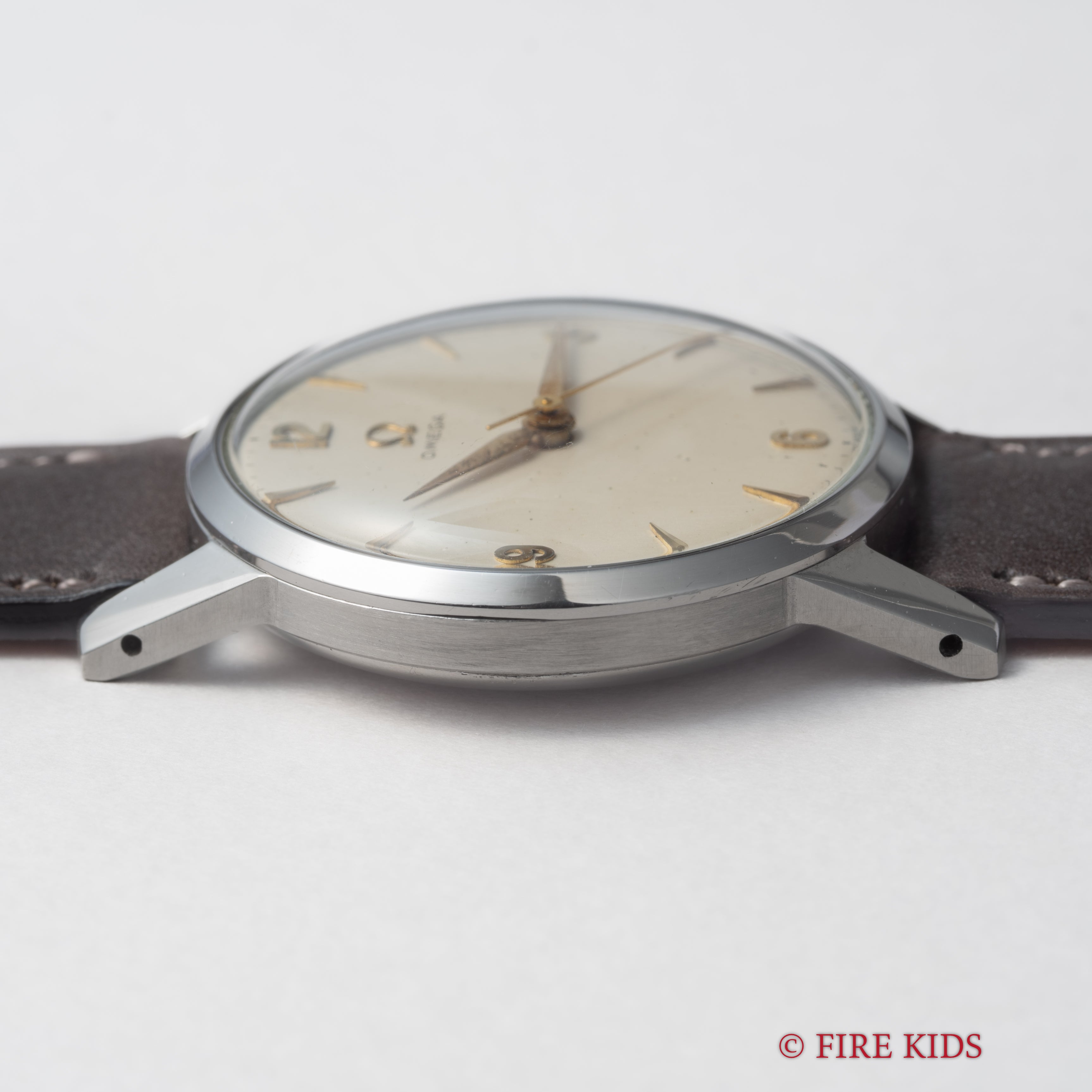 オメガ 30mmキャリバー Ref.2496 12 SC cal.284 手巻き