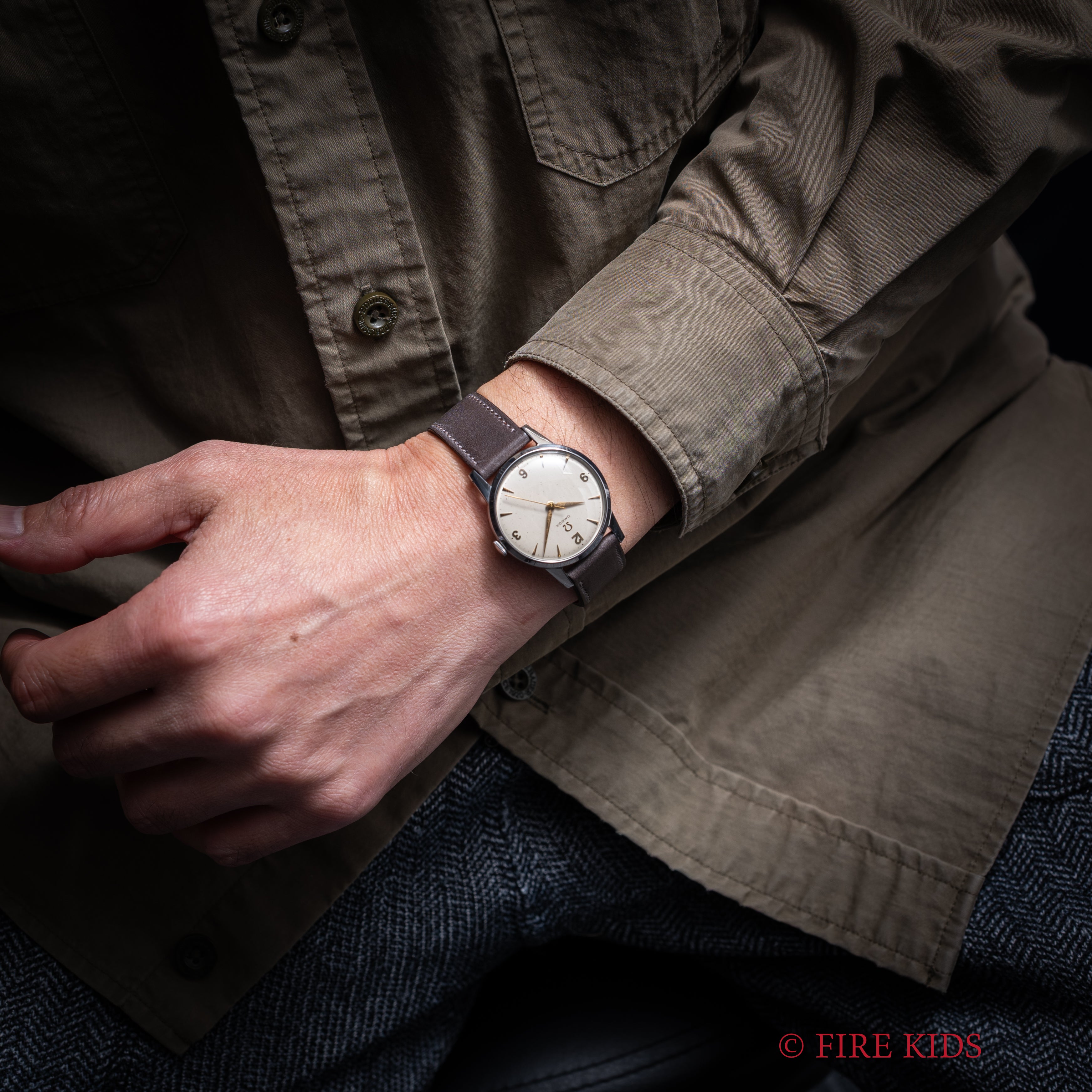 オメガ 30mmキャリバー Ref.2496 12 SC cal.284 手巻き