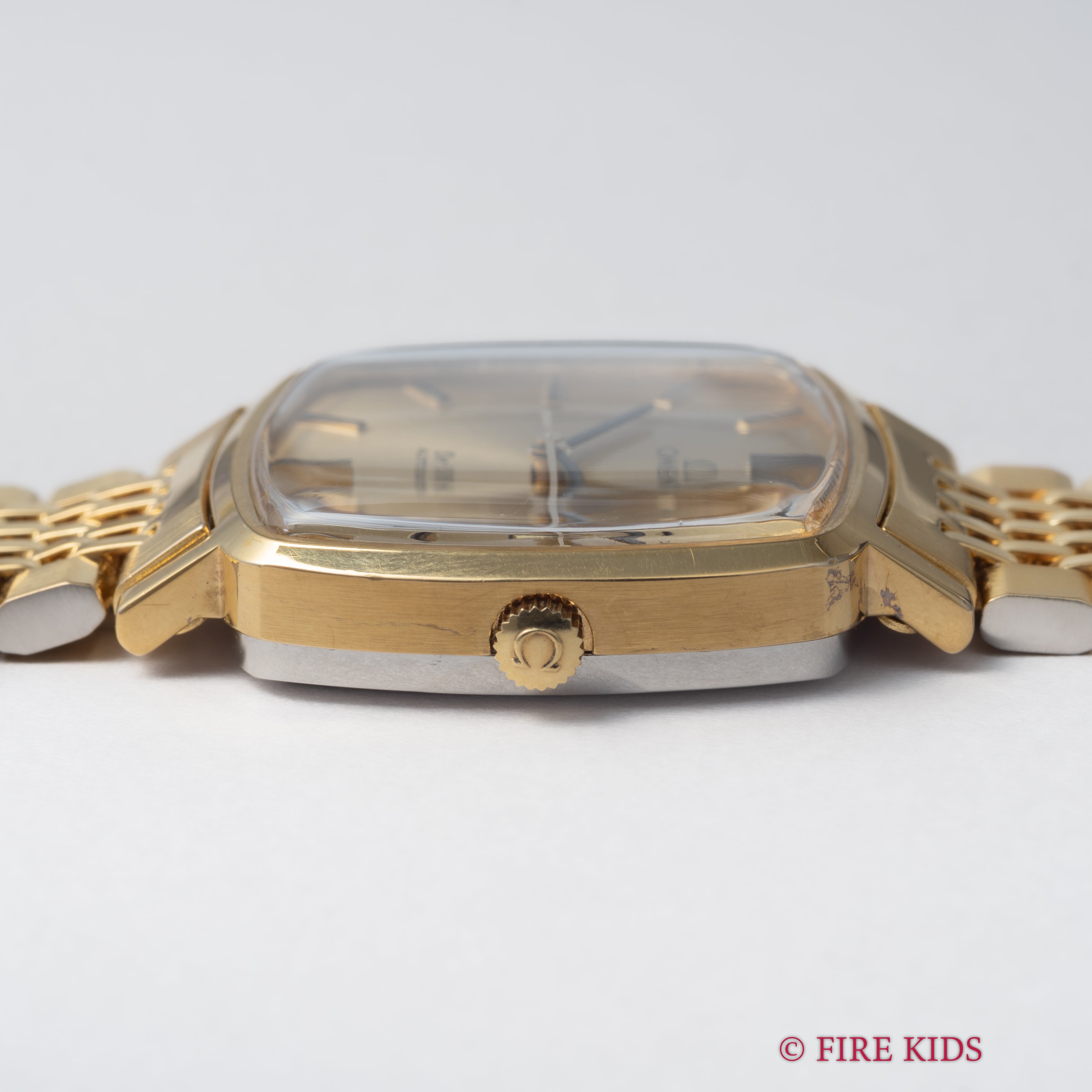 オメガ デ・ヴィル 1979年製 Ref.162.0060 スクエアケース 自動巻き 純正ブレス付き GPケース