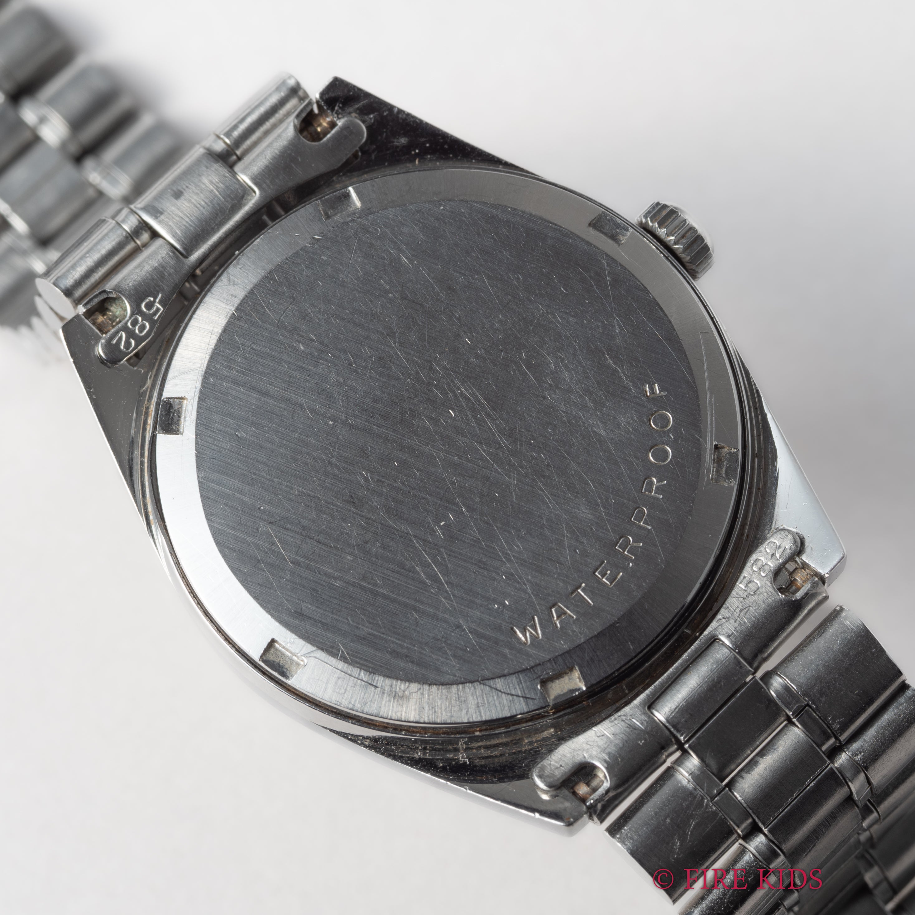 オメガ ジュネーブ 1969年製 Ref.135.041 手巻き トノー型 純正ブレス付