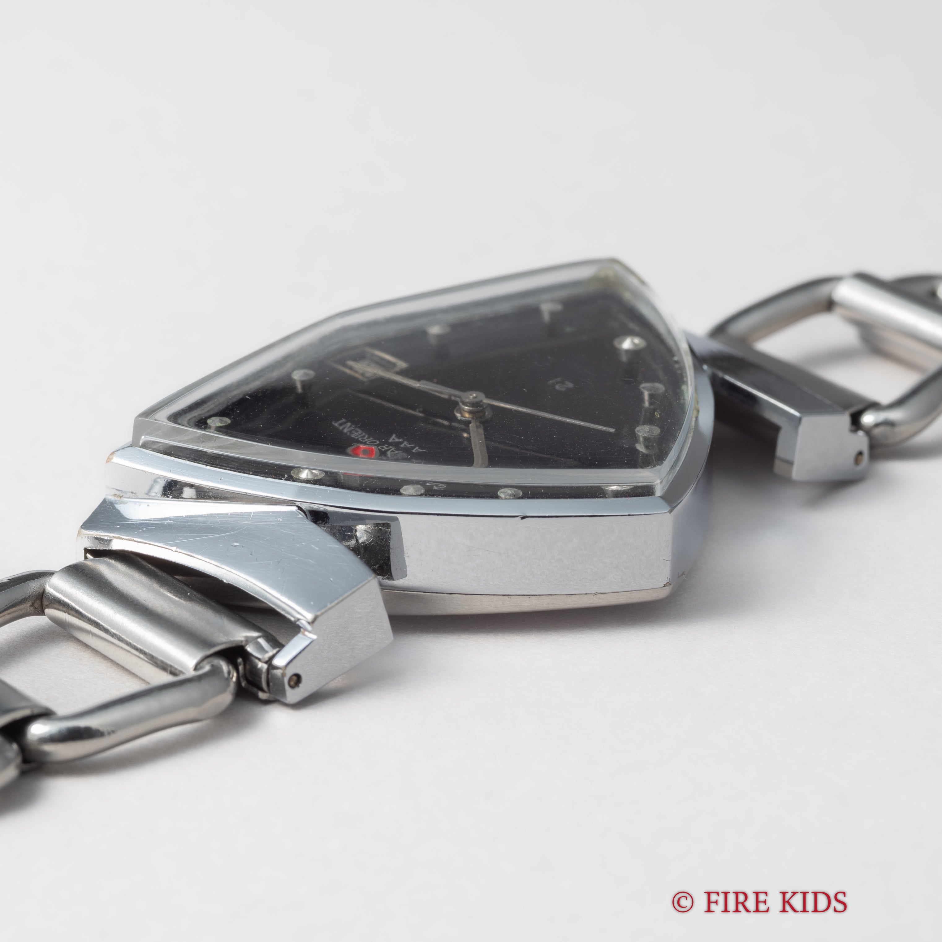 オリエント 三角時計 カレンダーオリエント AAA 1970年代製 手巻 ベンチュラタイプ 純正ブレス