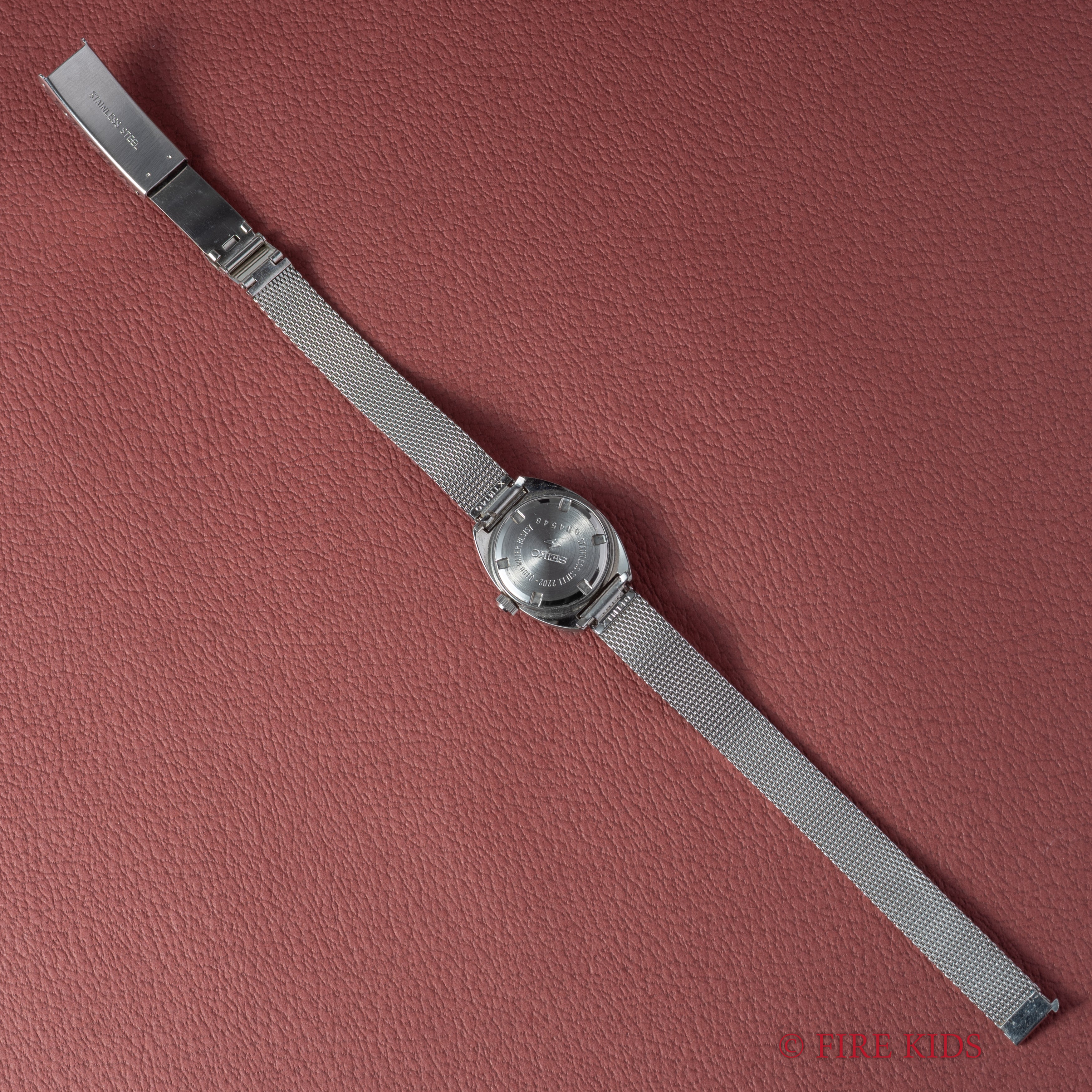 セイコー レディース Ref.2202-0100 1970年製 手巻き 赤カレンダー 純正ブレス