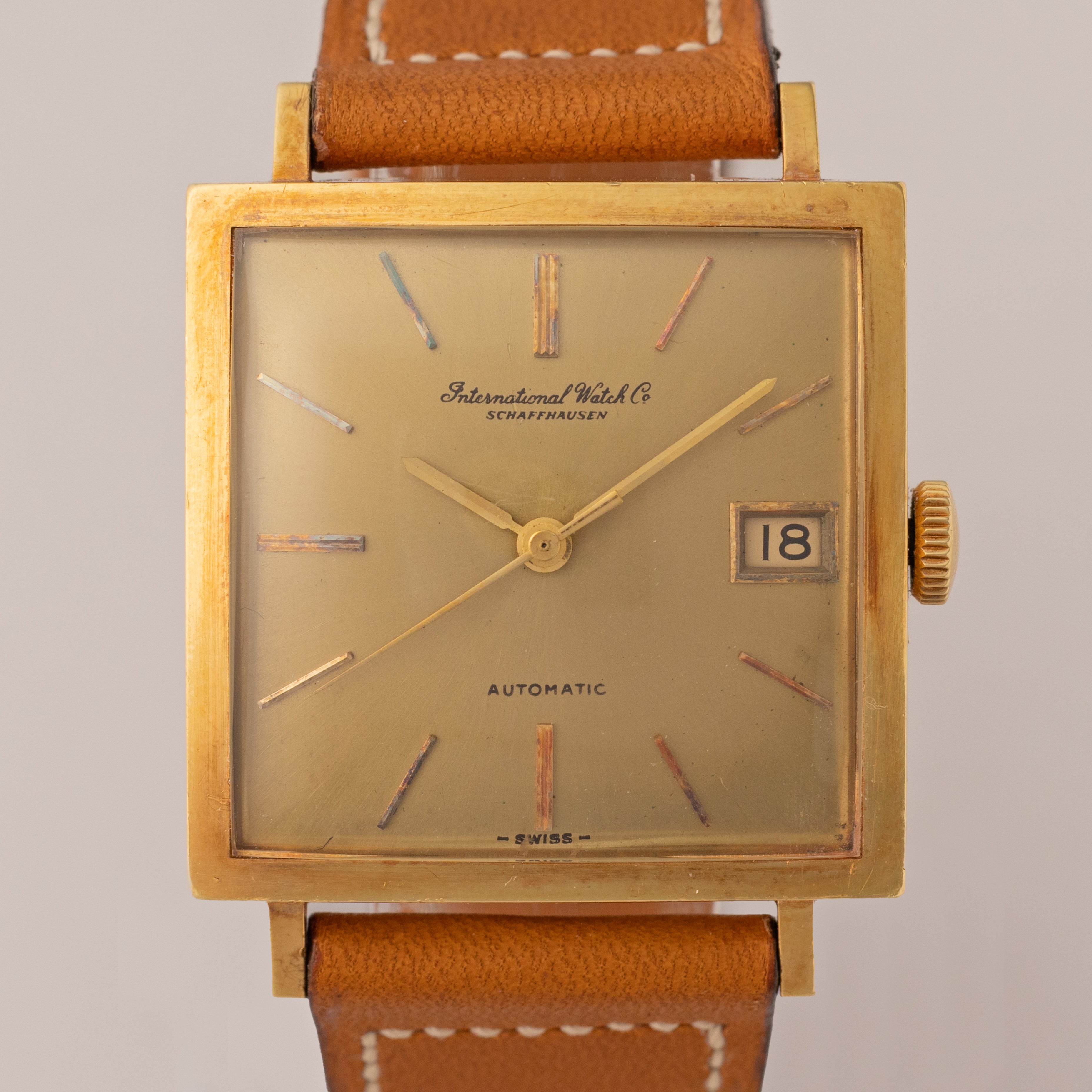 IWC スクエアオート 18金無垢 Cal.8541 純正金張り尾錠付き1972年製