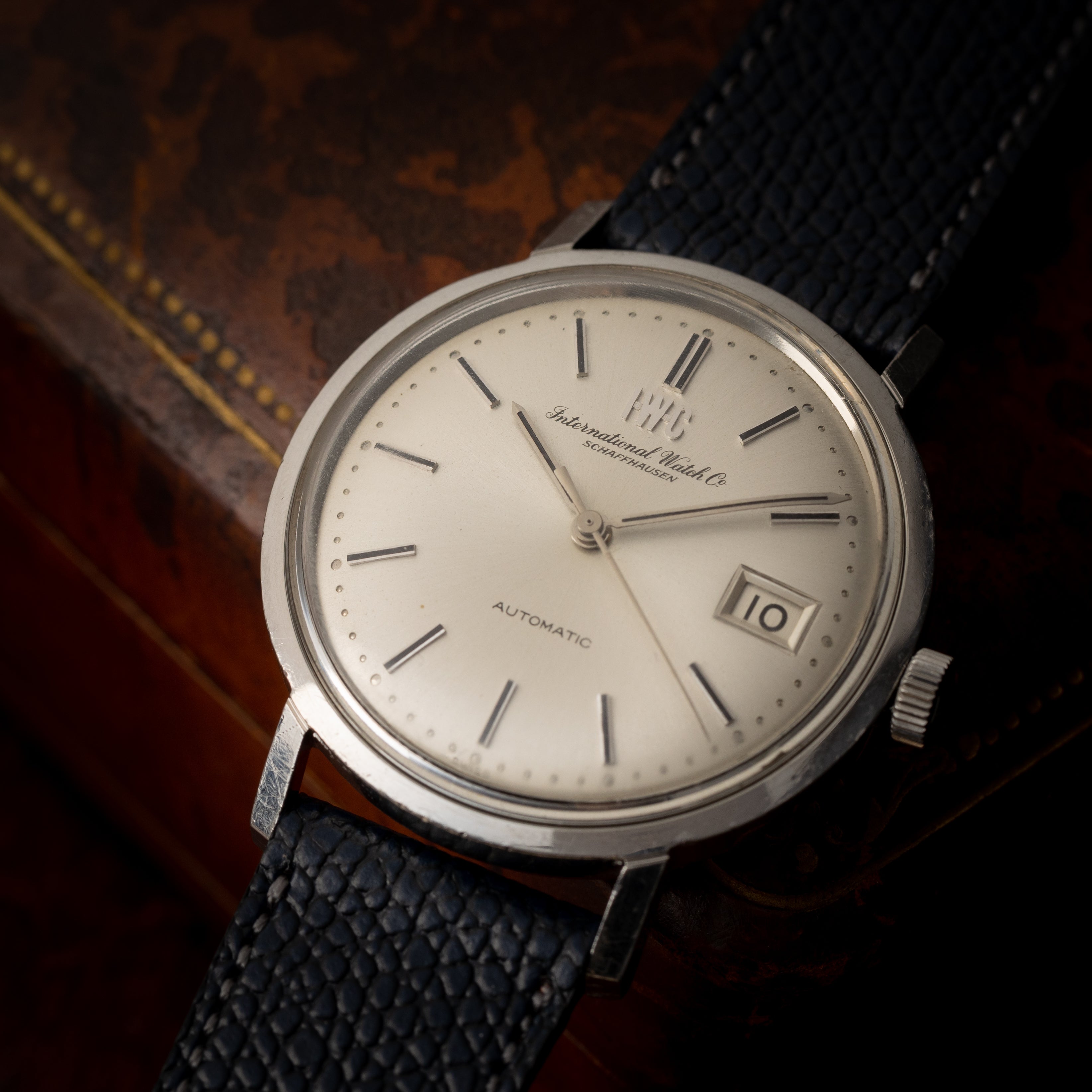 IWC ラウンド 自動巻き 1971年製 Cal.8541B お魚リューズ