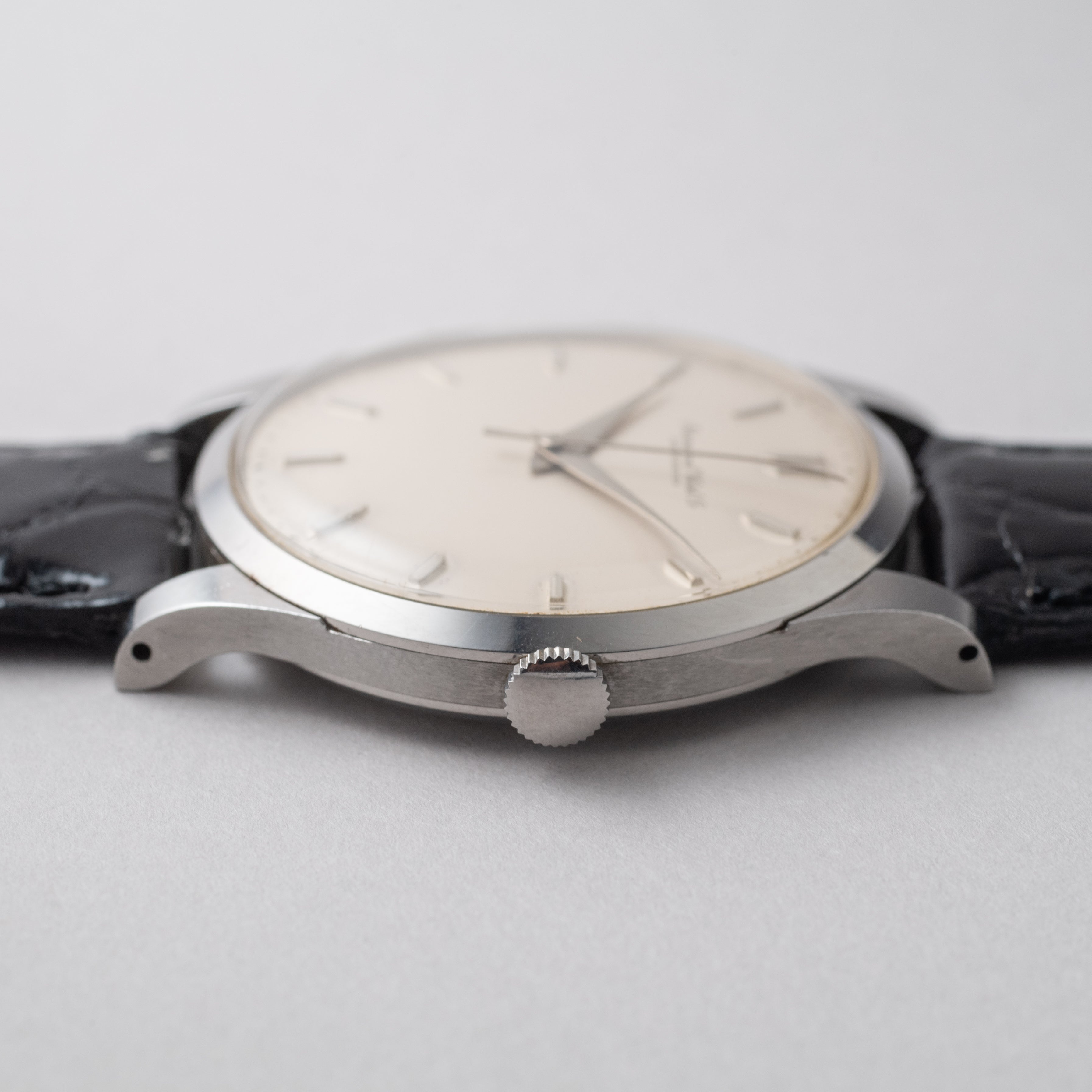 IWC 手巻き Cal.89 1959年製 ラウンドケース